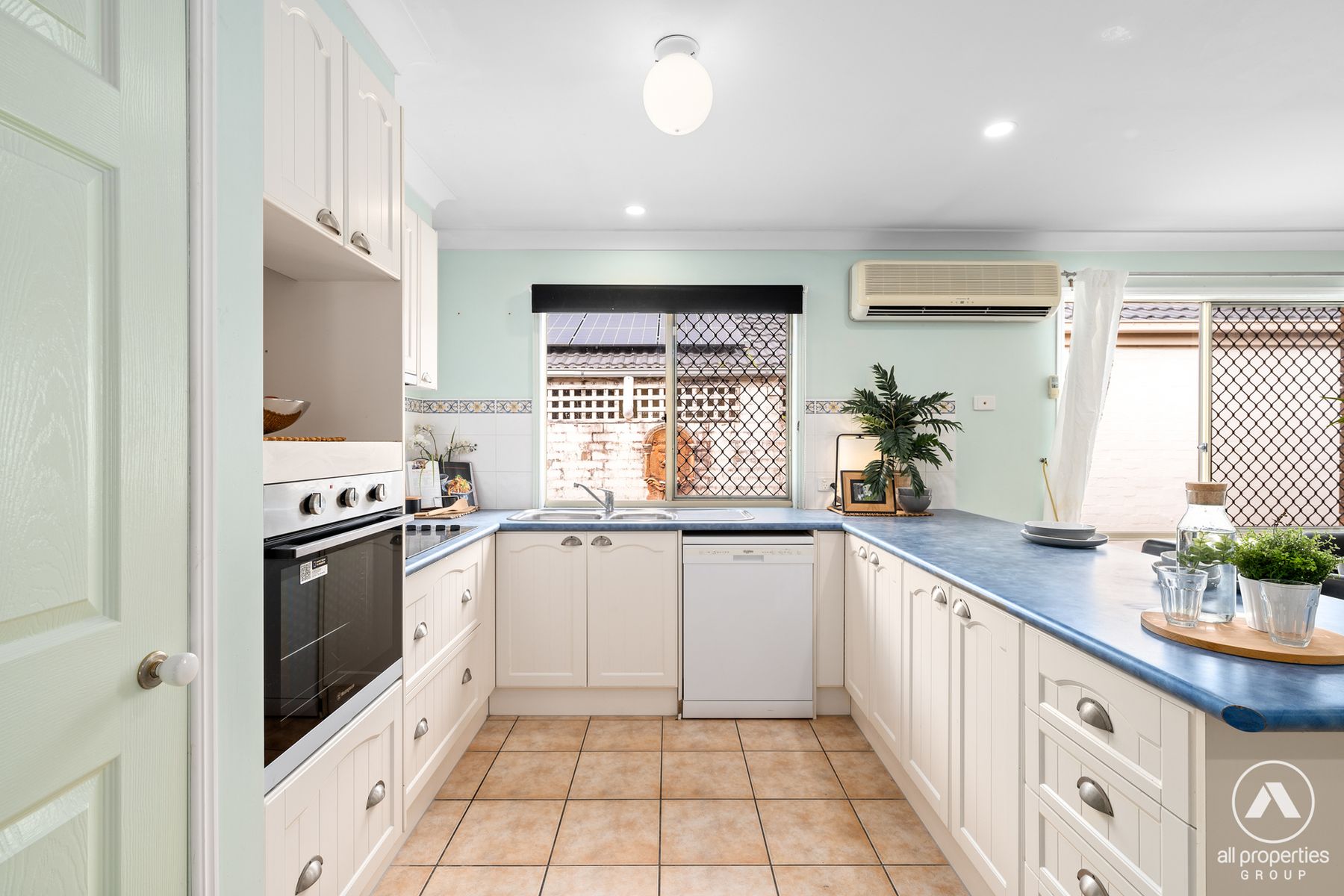 21 Mapleton Crescent, Forest Lake QLD 4078, Forest Lake - Thumbnail 5