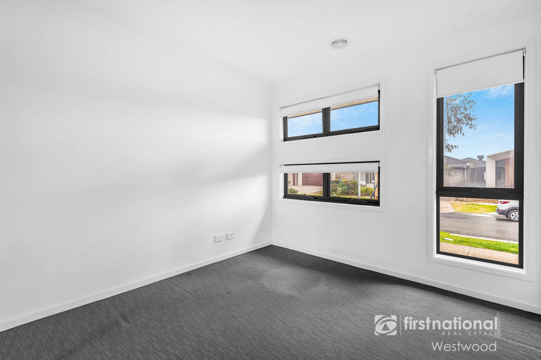 10 Perry Road, Werribee VIC 3030, Werribee - Thumbnail 7