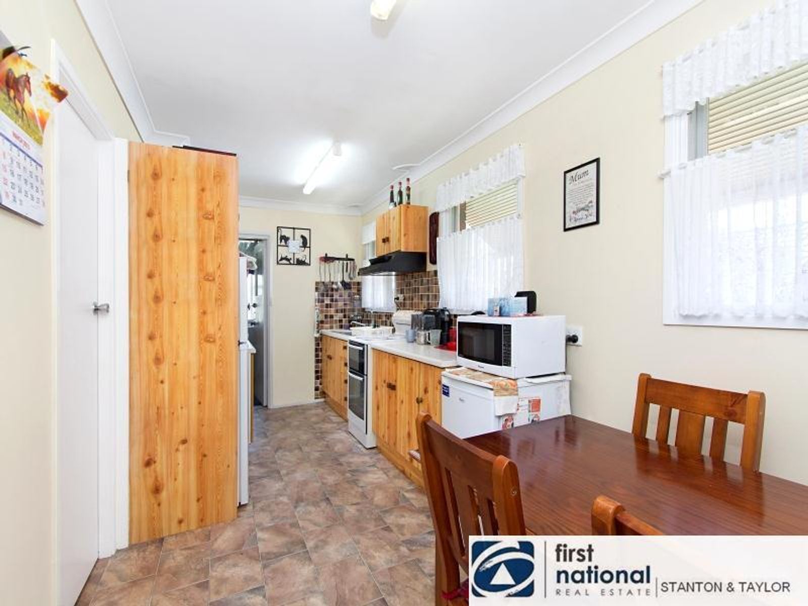 14 CHRISTINE Street, South Penrith - Thumbnail 8