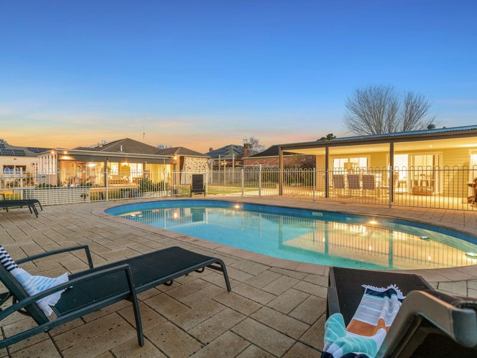 16 Secrets Way, Mount Martha, VIC 3934, Mount Martha - Thumbnail 2