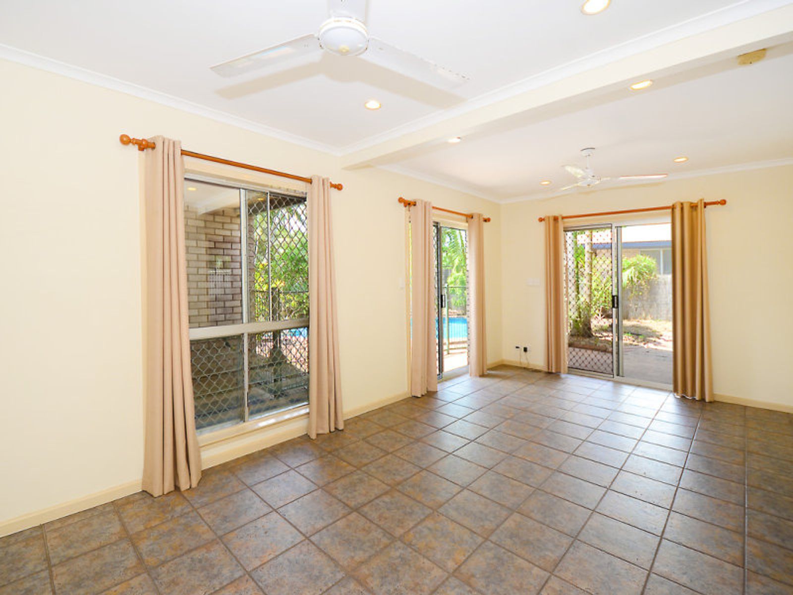 14 Baroalba Street, Leanyer NT 0812, Leanyer - Thumbnail 5