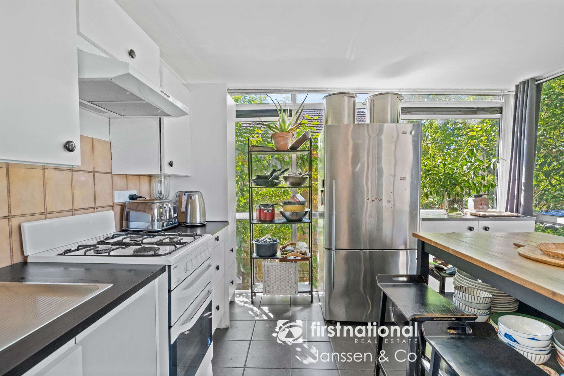 20 Olwen Street, Nunawading VIC 3131, Nunawading - Thumbnail 6