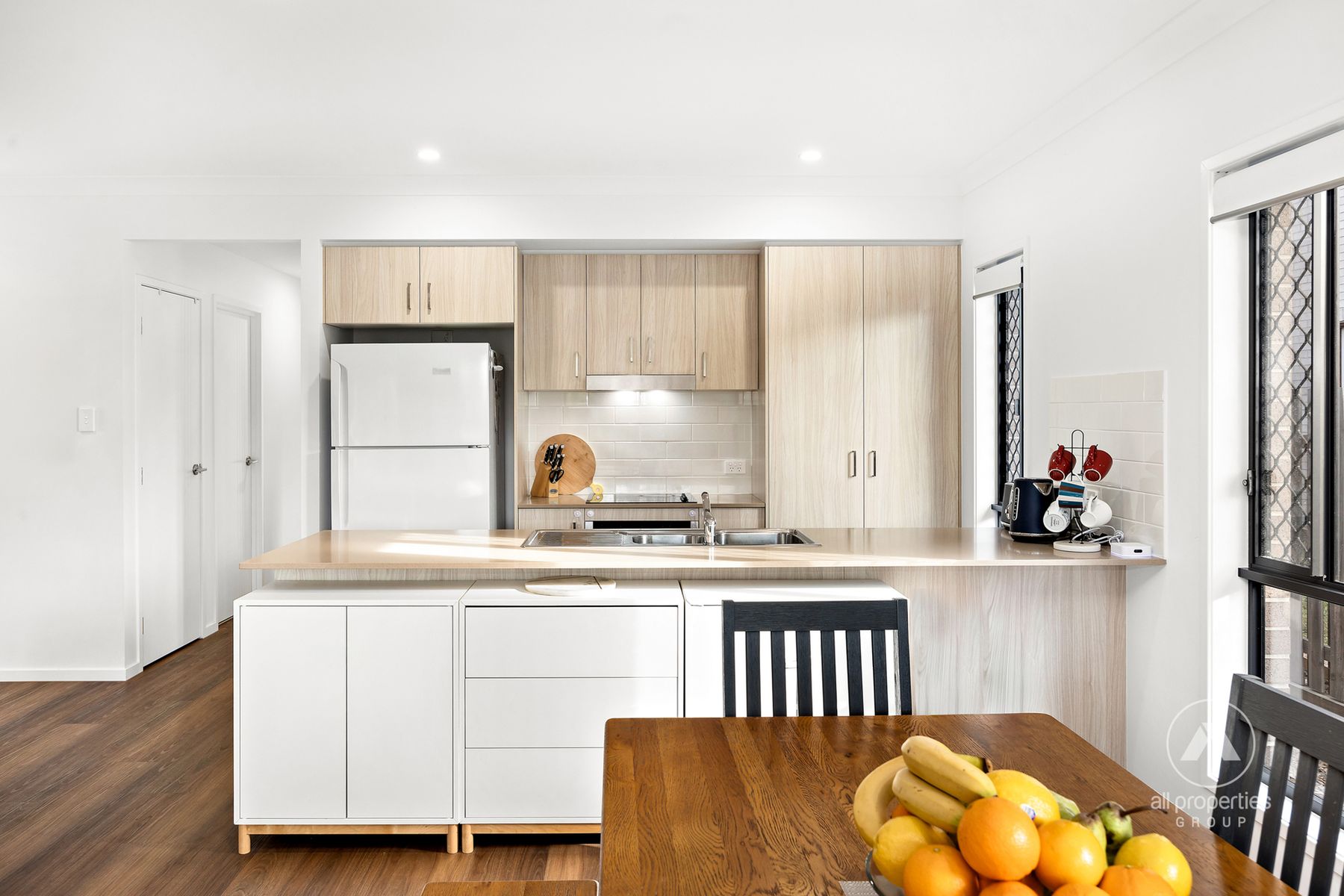 14 Sweetman Place, Hillcrest QLD 4118, Hillcrest - Thumbnail 2