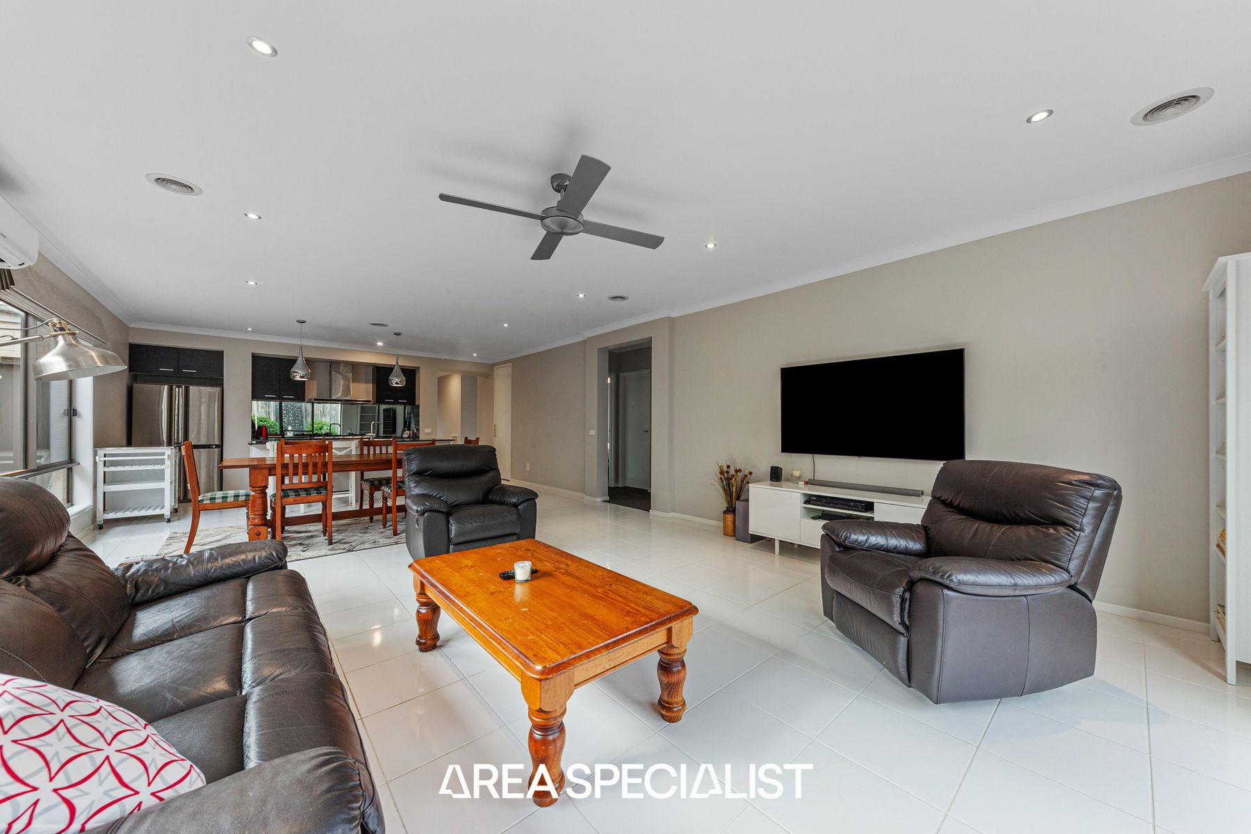 8 Berkley Street, Pakenham, VIC 3810, Pakenham - Thumbnail 6