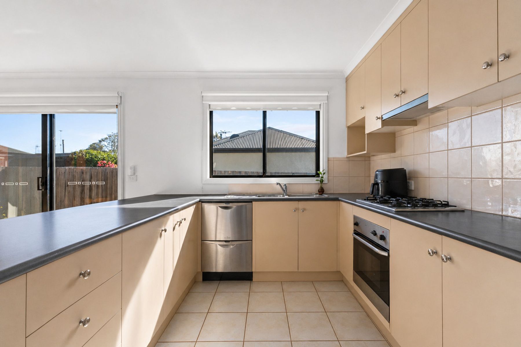 1 Churchill Street, Traralgon VIC 3844, Traralgon - Thumbnail 4