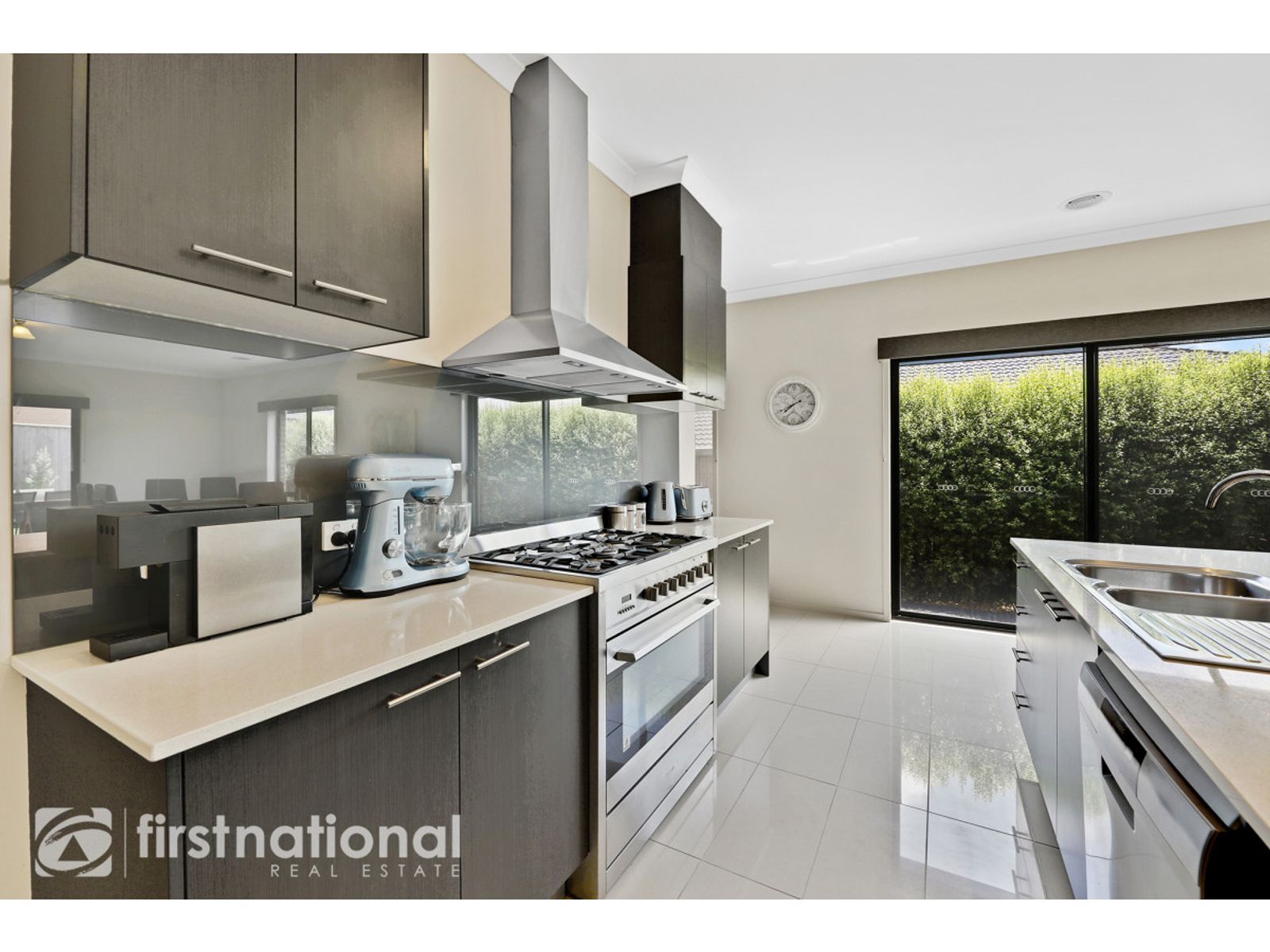 5 Sunridge Avenue, Warragul, VIC 3820, Warragul - Thumbnail 5