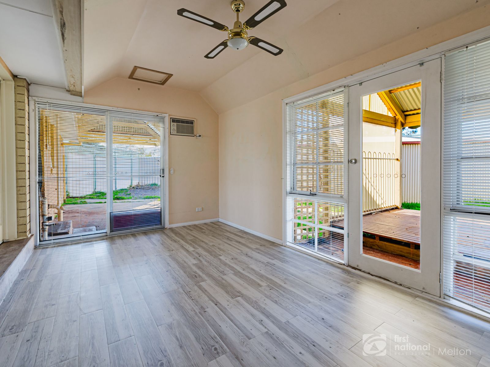 15 Dunvegan Drive, Kurunjang VIC 3337, Kurunjang - Thumbnail 5