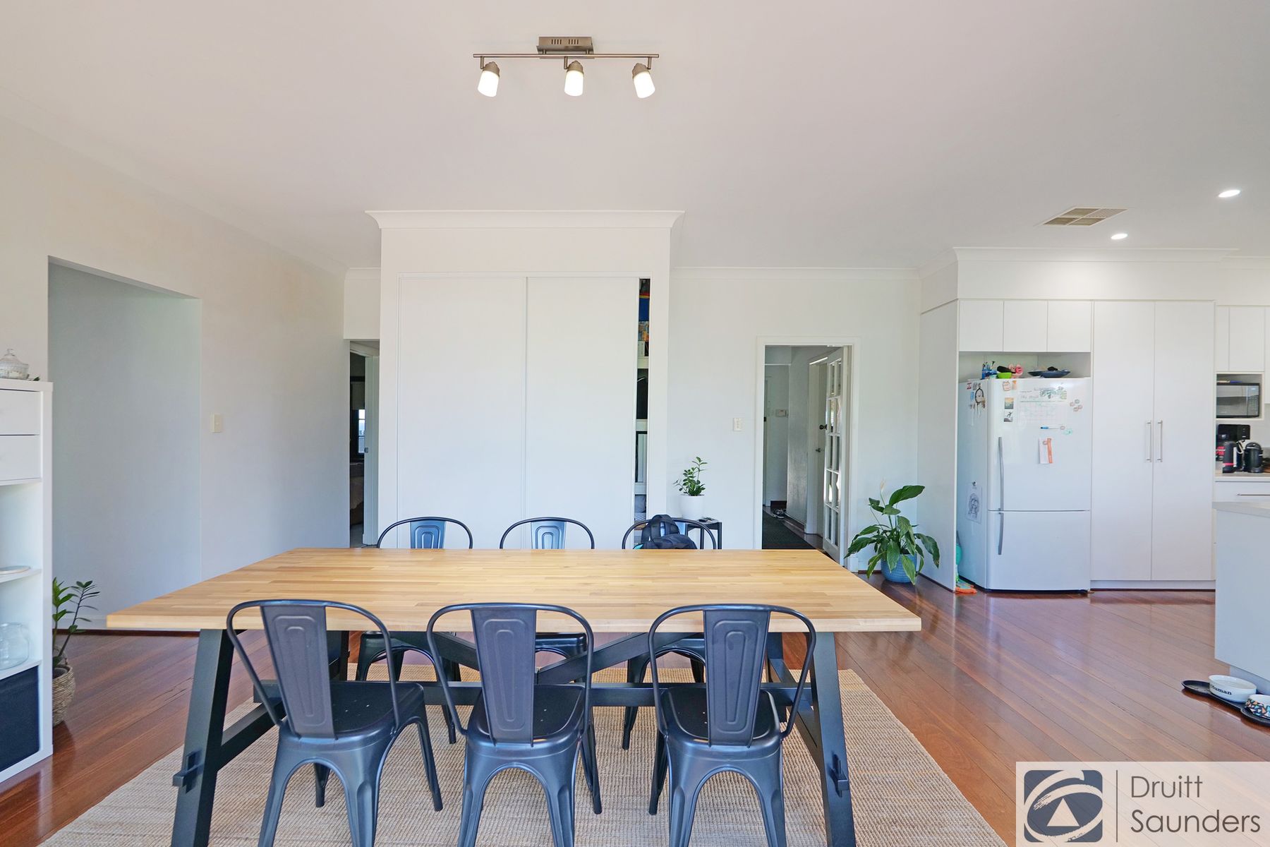 11 Diana Street, Innaloo WA 6018, Innaloo - Thumbnail 8