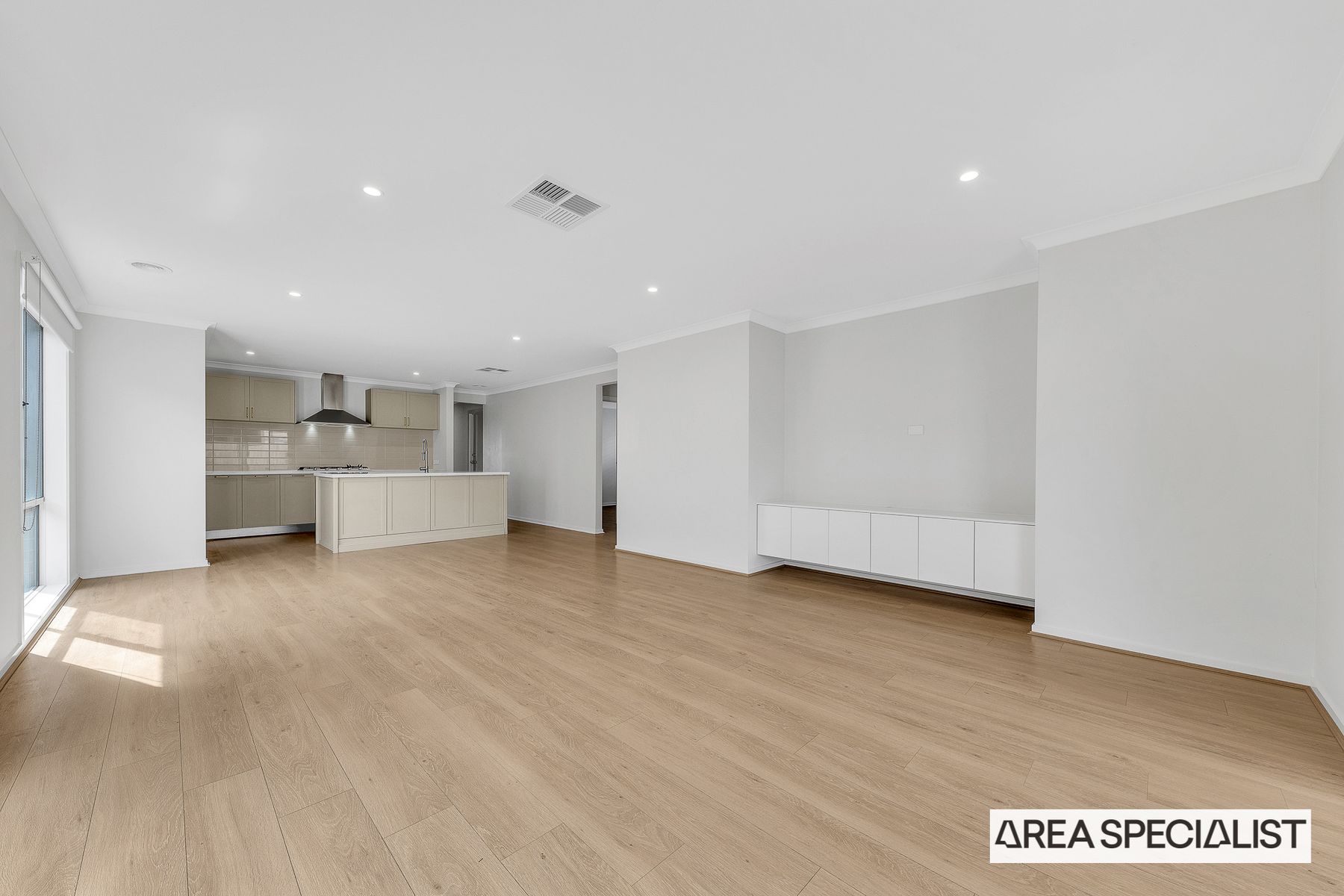 93 Alfred Road, Werribee, Werribee - Thumbnail 3