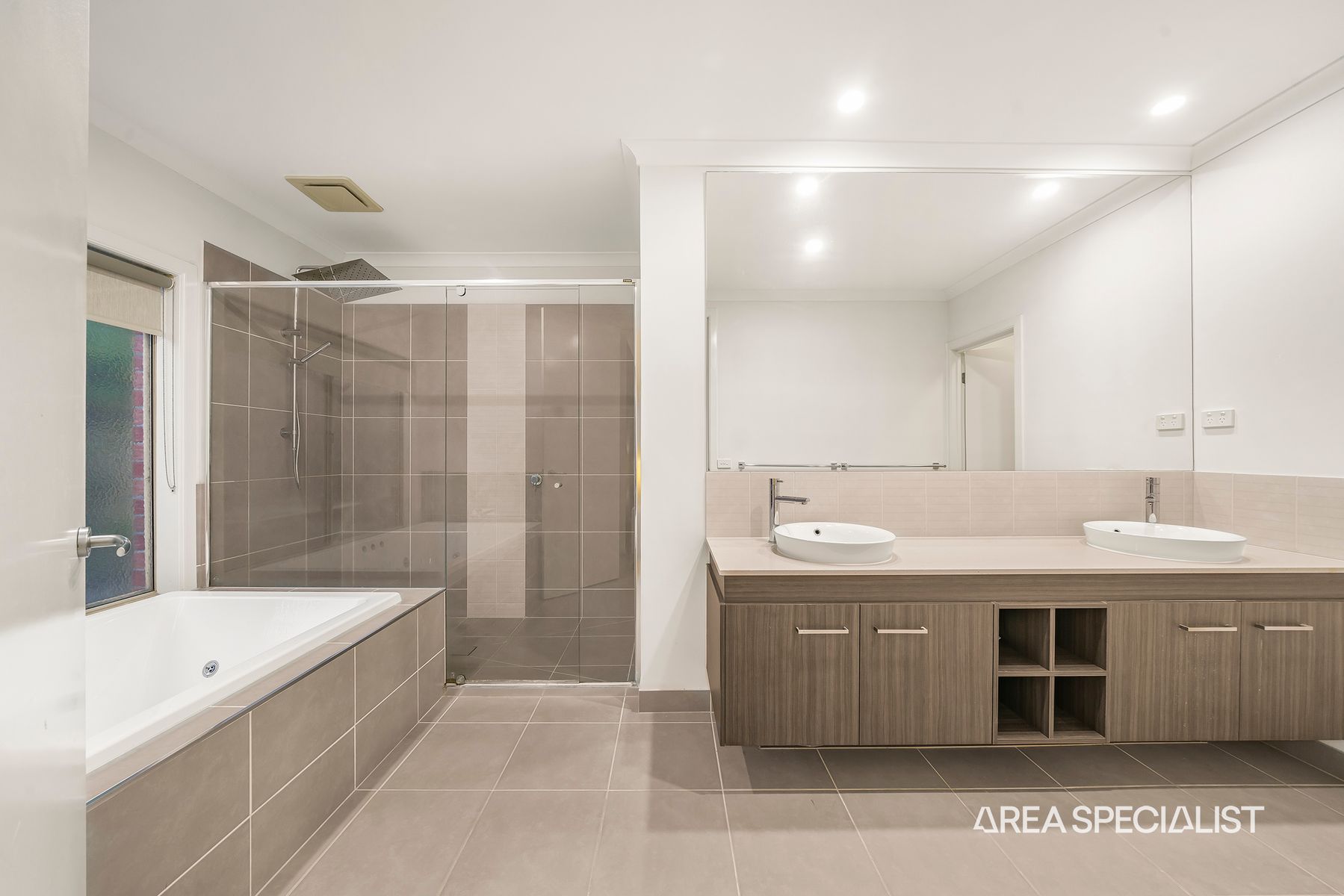 14 Bushfield Road, Truganina - Thumbnail 6