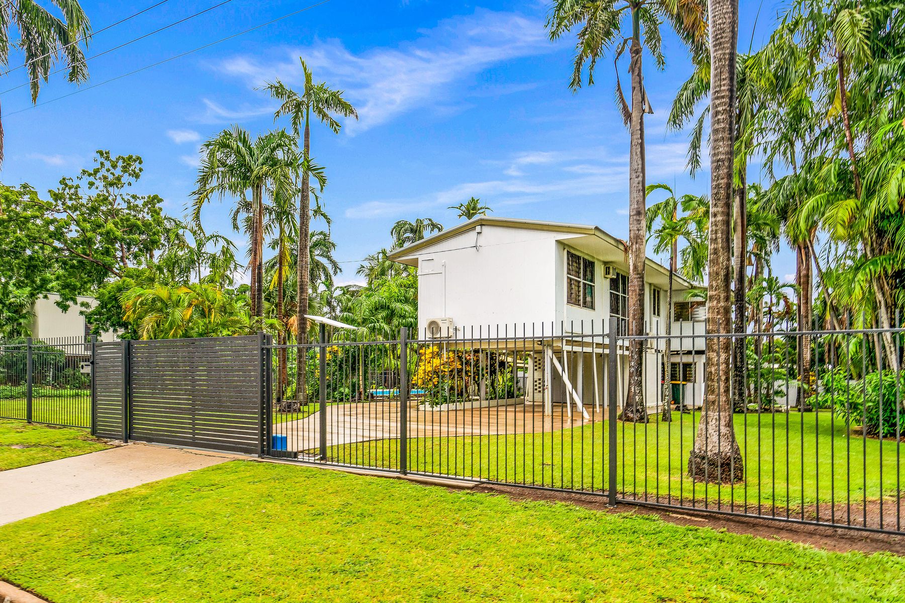 9 Macartney Street, Fannie Bay NT 0820, Fannie Bay - Thumbnail 2