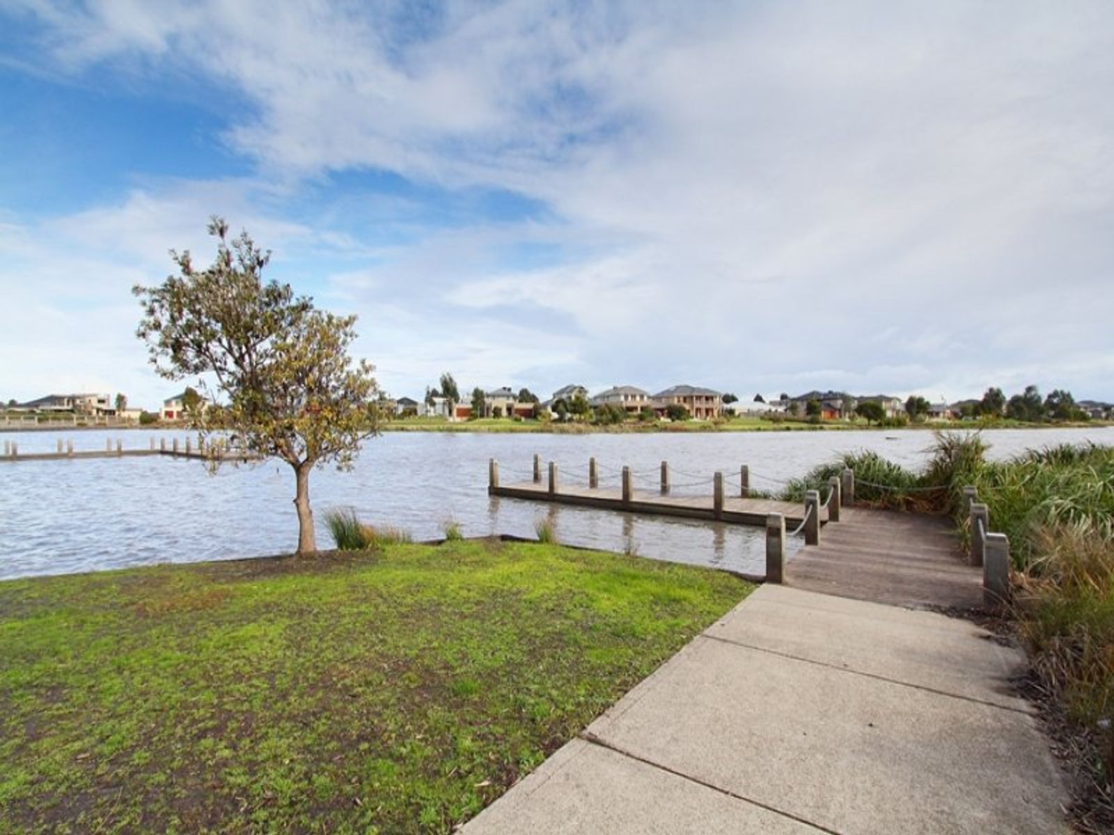 27 Island Point Avenue, Waterways, VIC 3195, Waterways - Thumbnail 4