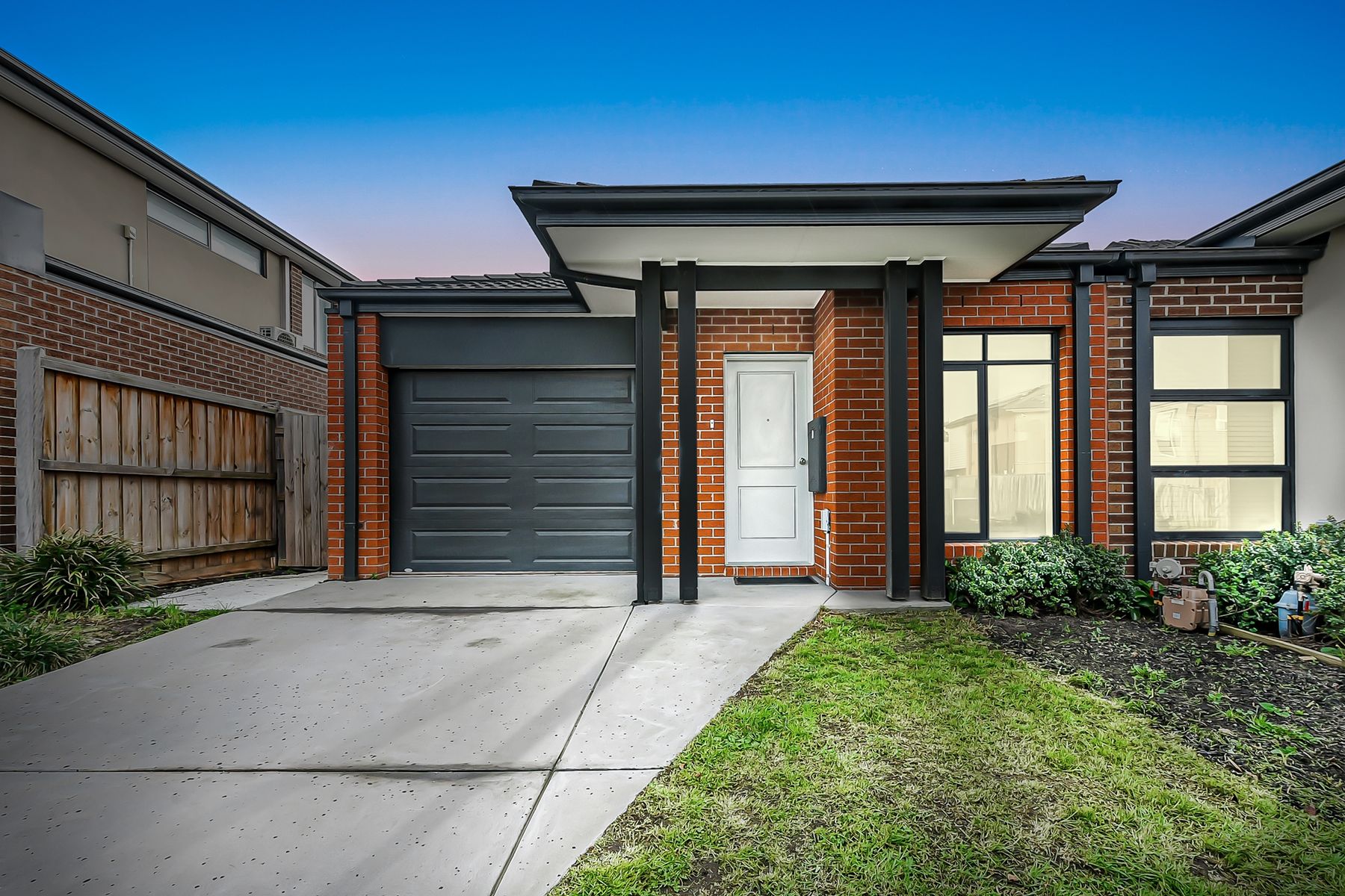 6 Solsbury Crescent, Keysborough, VIC 3173, Keysborough - Thumbnail 2
