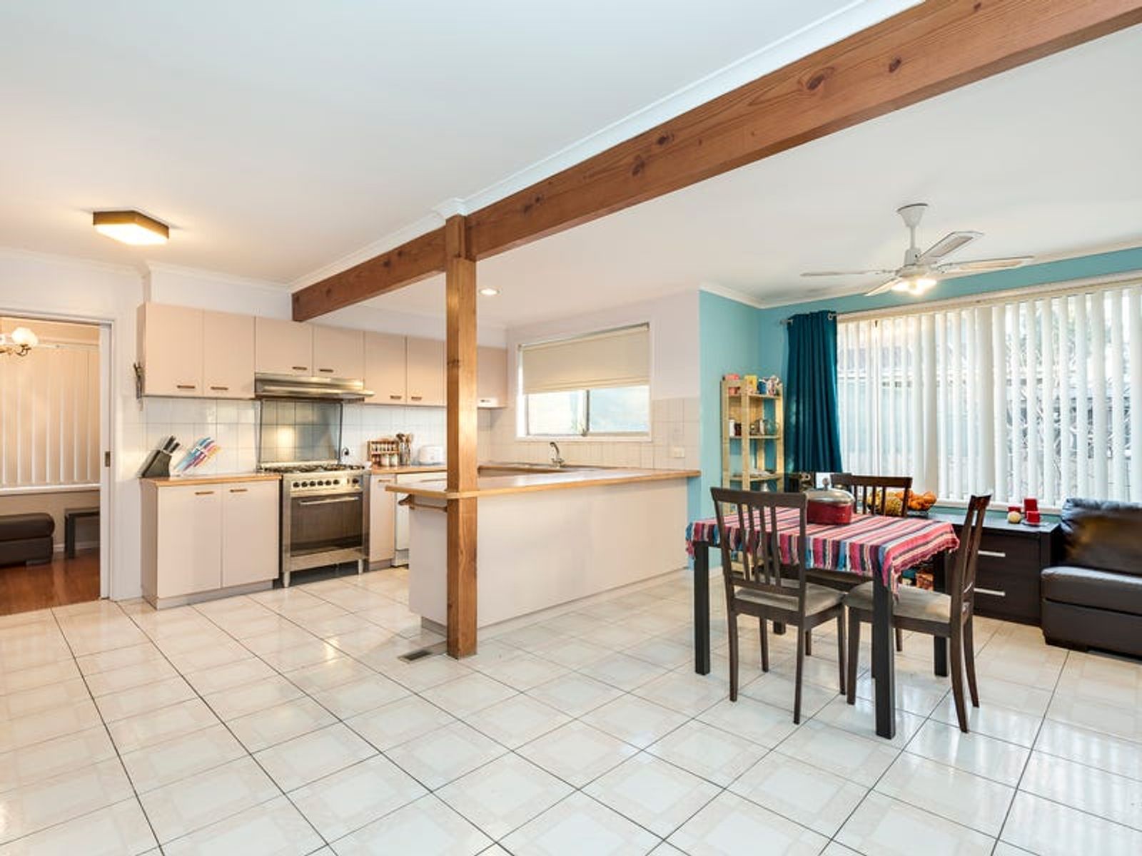 4 Correa Place, Endeavour Hills, VIC 3802, Endeavour Hills - Thumbnail 4