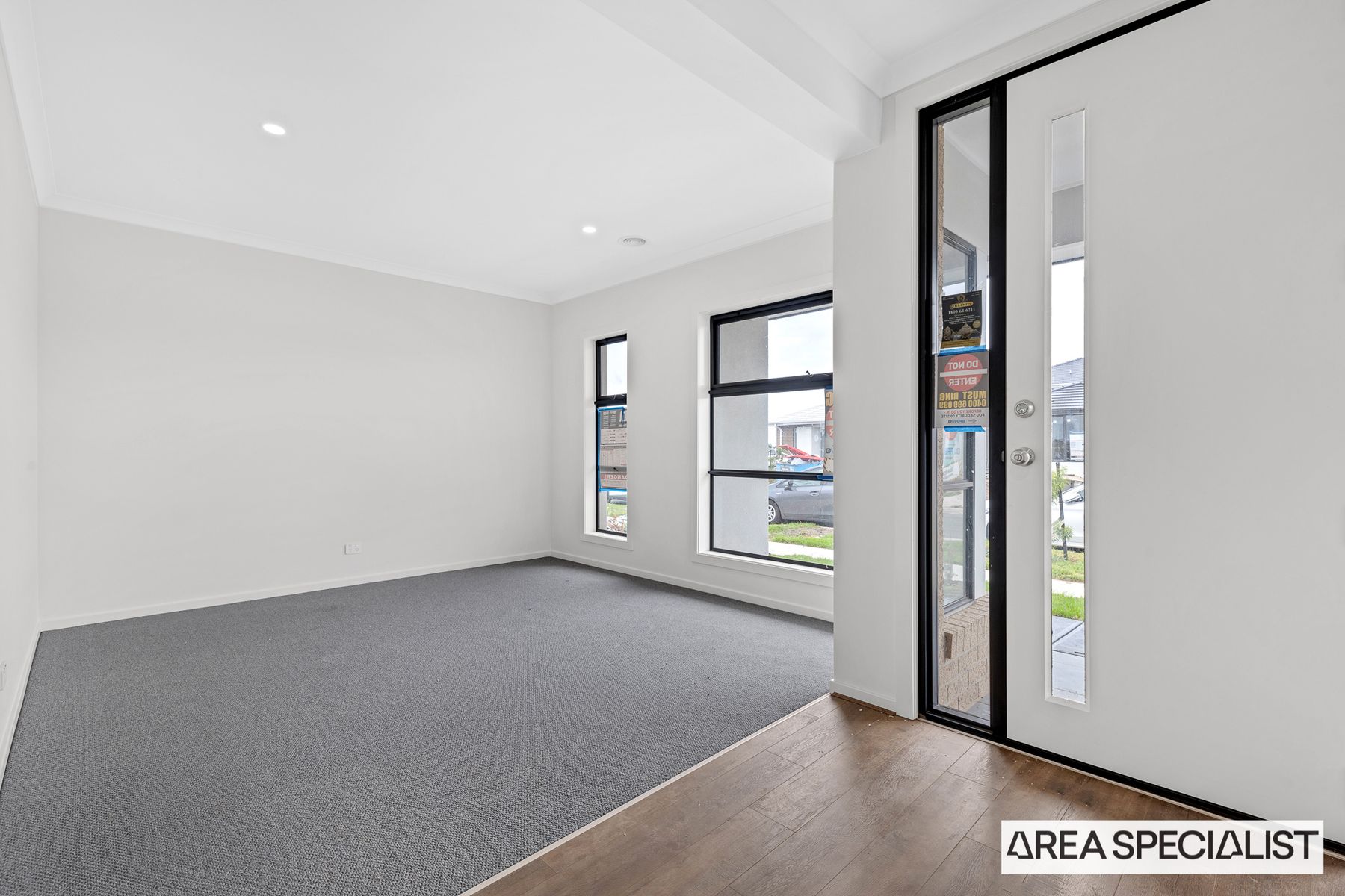 4 Benson Drive, Werribee, Werribee - Thumbnail 2