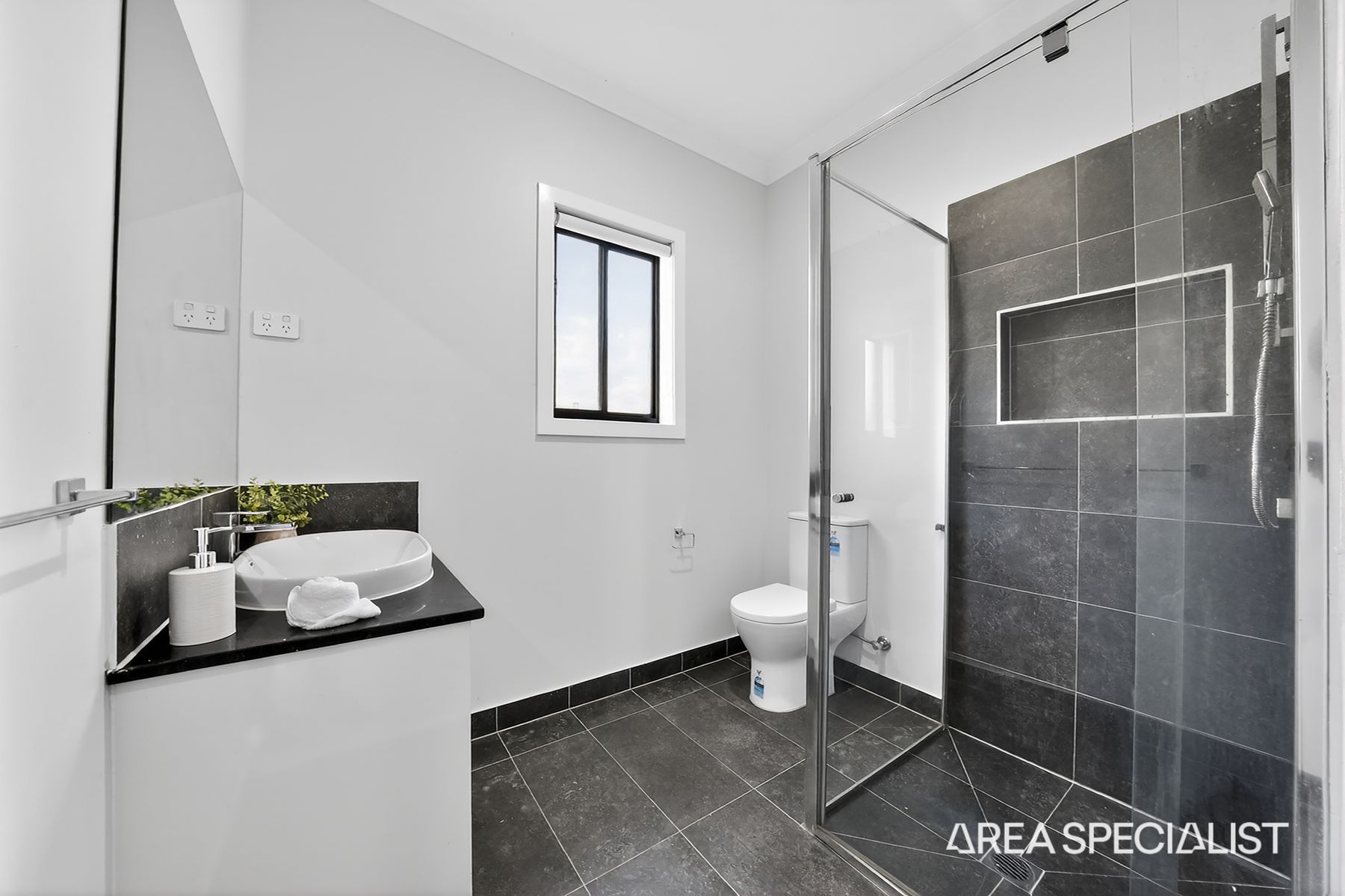 285 Harkness Road, Harkness, Harkness - Thumbnail 8
