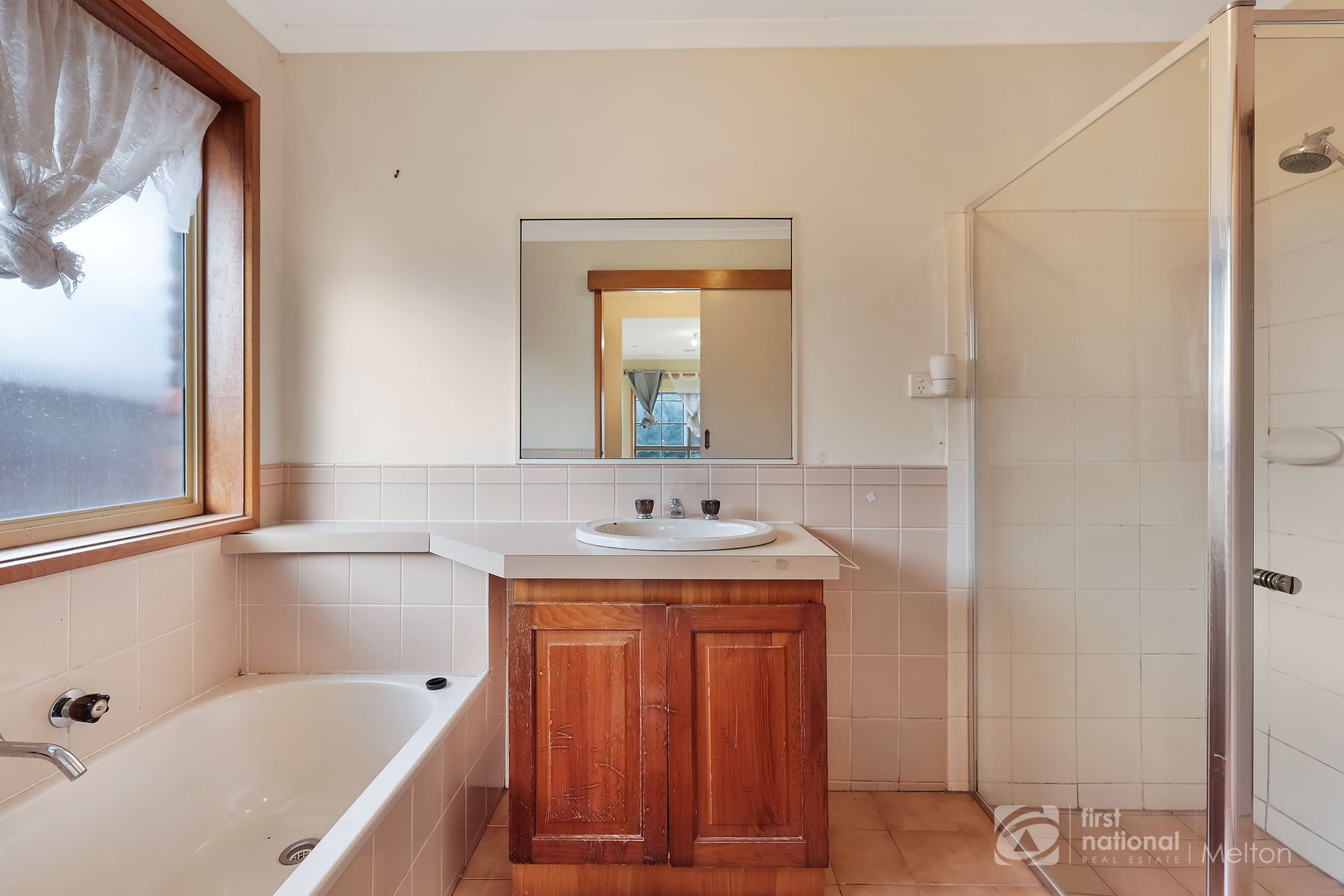 42 Pennyroyal Crescent, Kurunjang VIC 3337, Kurunjang - Thumbnail 5