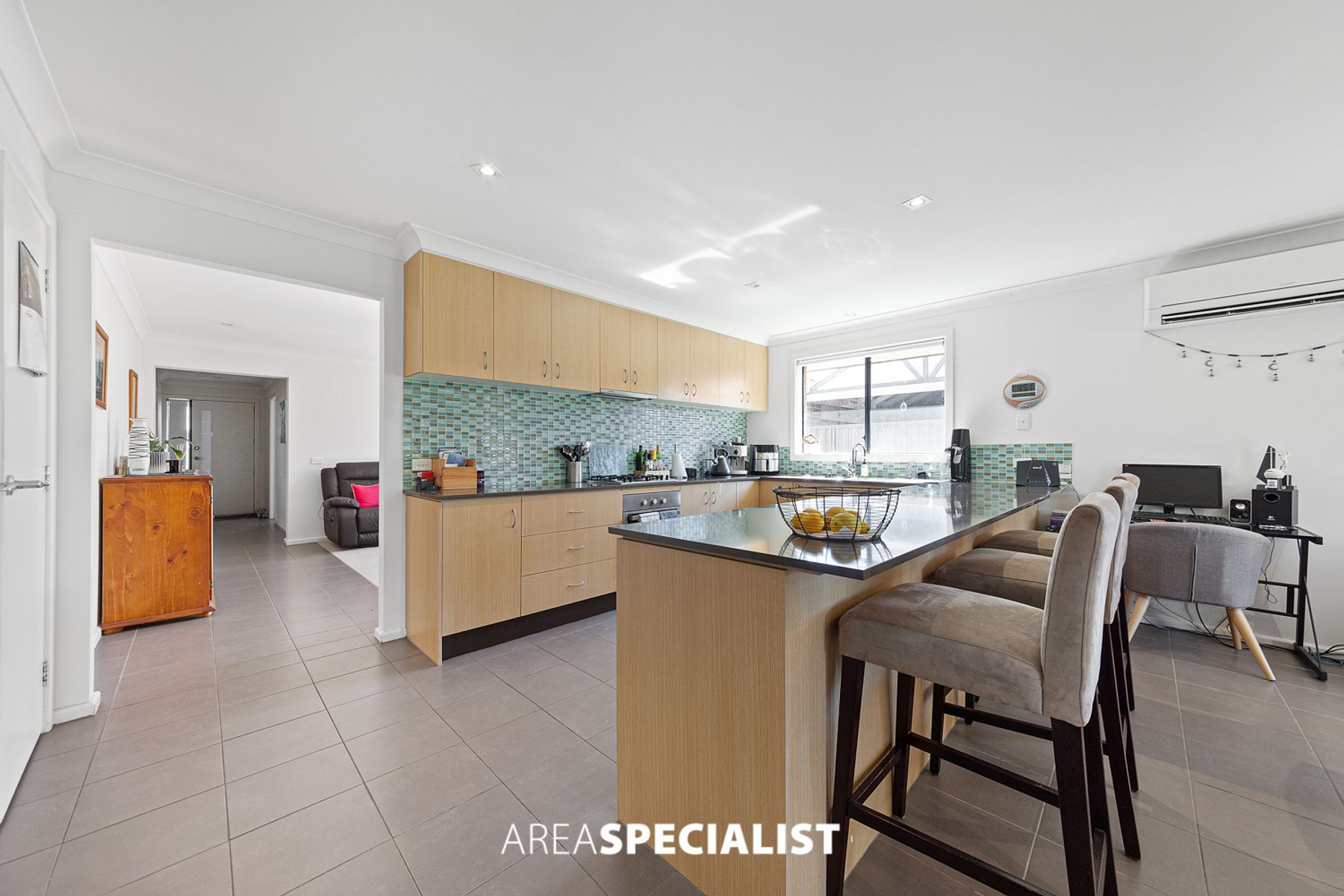 8 Orchard Valley Avenue, Pakenham, VIC 3810, Pakenham - Thumbnail 6