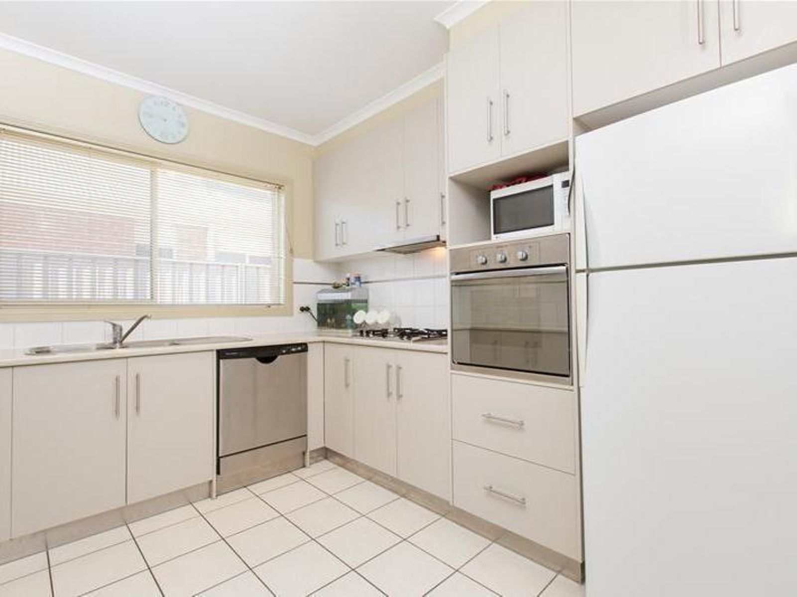 258 Sixteenth Street, Mildura - Thumbnail 2