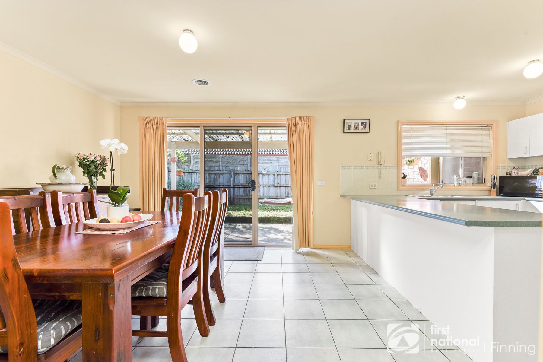 3 Otley Way, Cranbourne East VIC 3977, Cranbourne East - Thumbnail 3