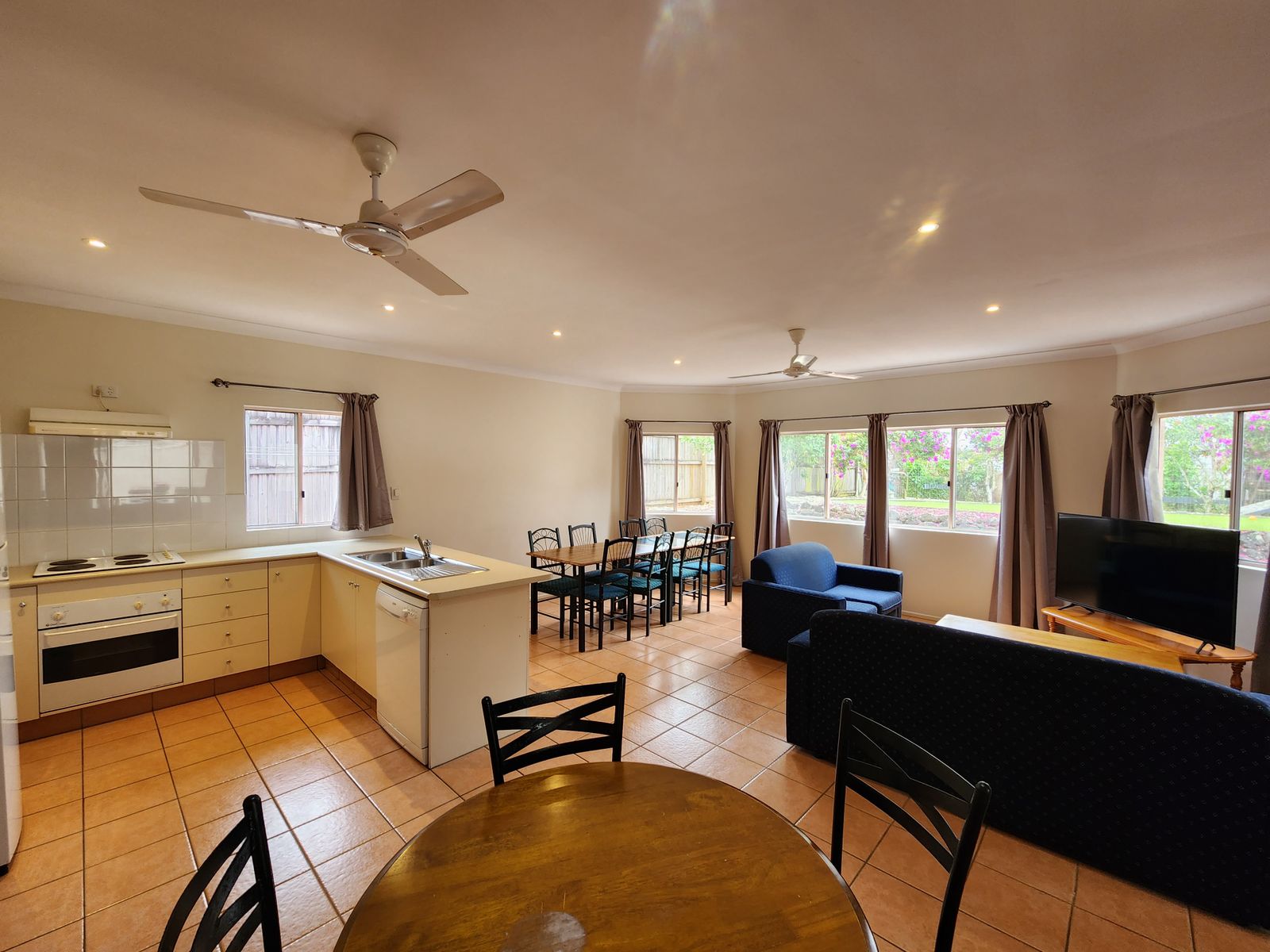51 Oleander Drive, Yungaburra QLD 4884, Yungaburra - Thumbnail 3
