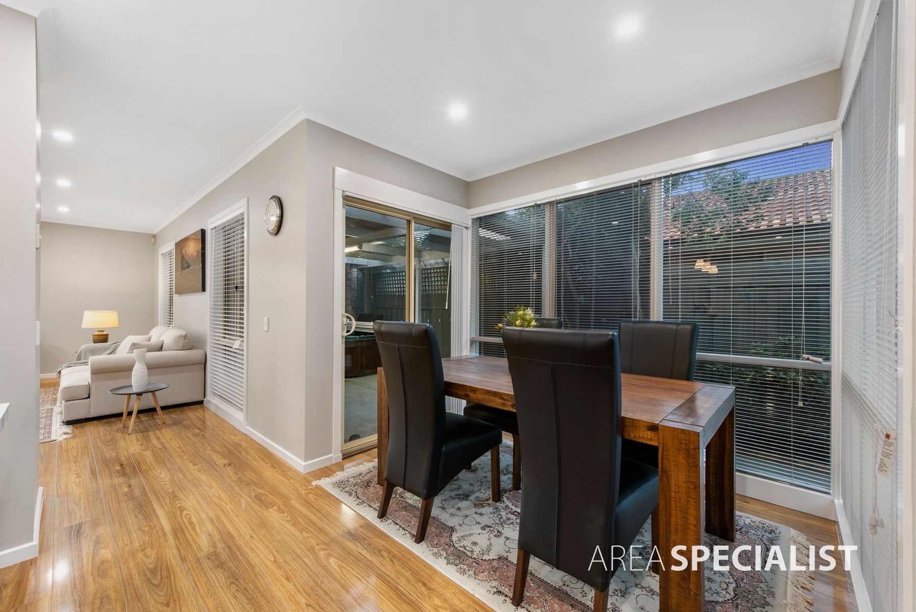 10 Falconer Tce, Hoppers Crossing (4)