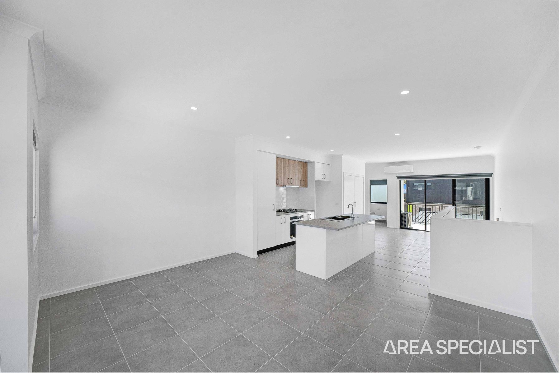 13 Kobe Street, Deanside, Deanside - Thumbnail 4