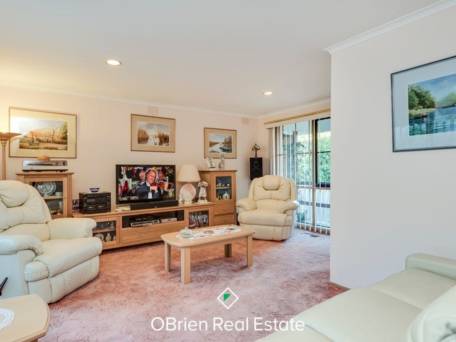 5 Barker Court, Endeavour Hills, VIC 3802, Endeavour Hills - Thumbnail 2