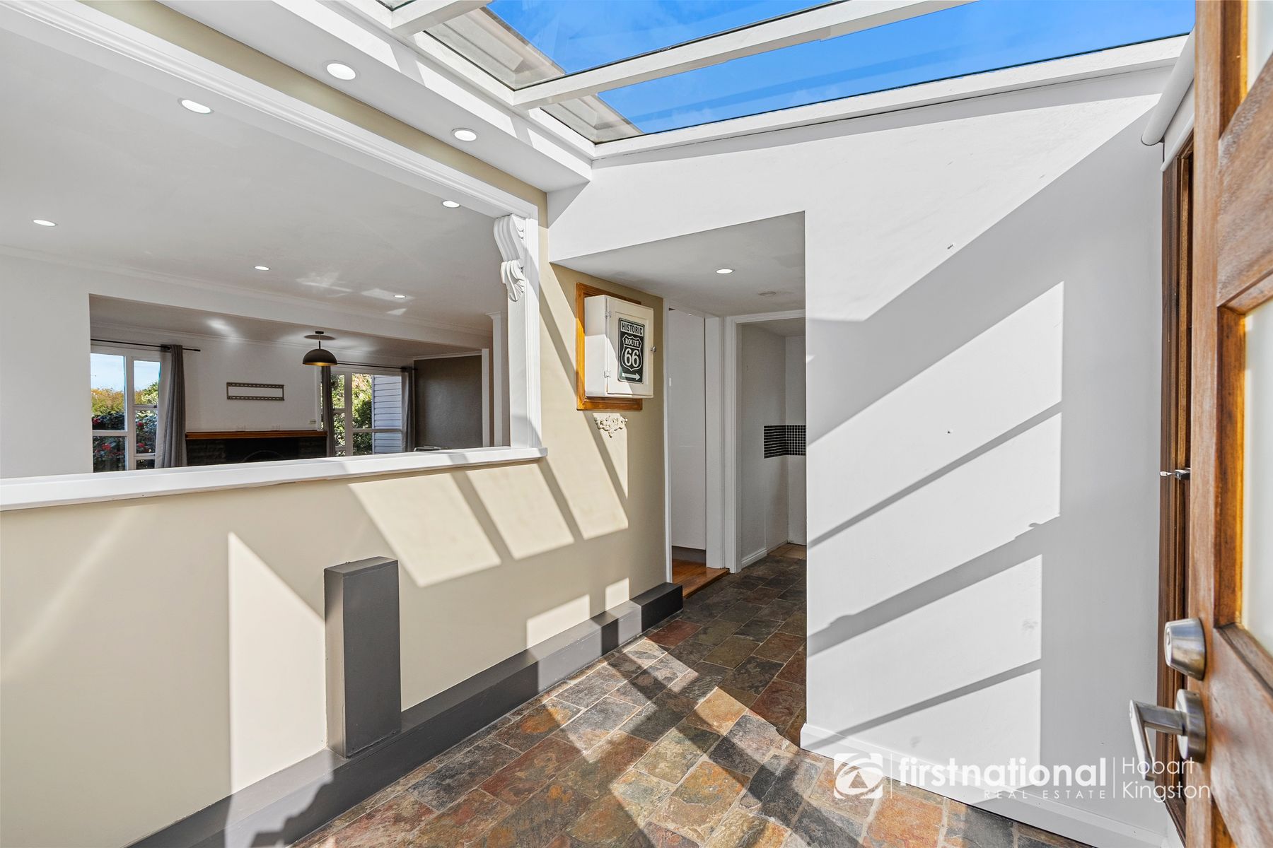 217 Roslyn Avenue, Blackmans Bay TAS 7052, Blackmans Bay - Thumbnail 4
