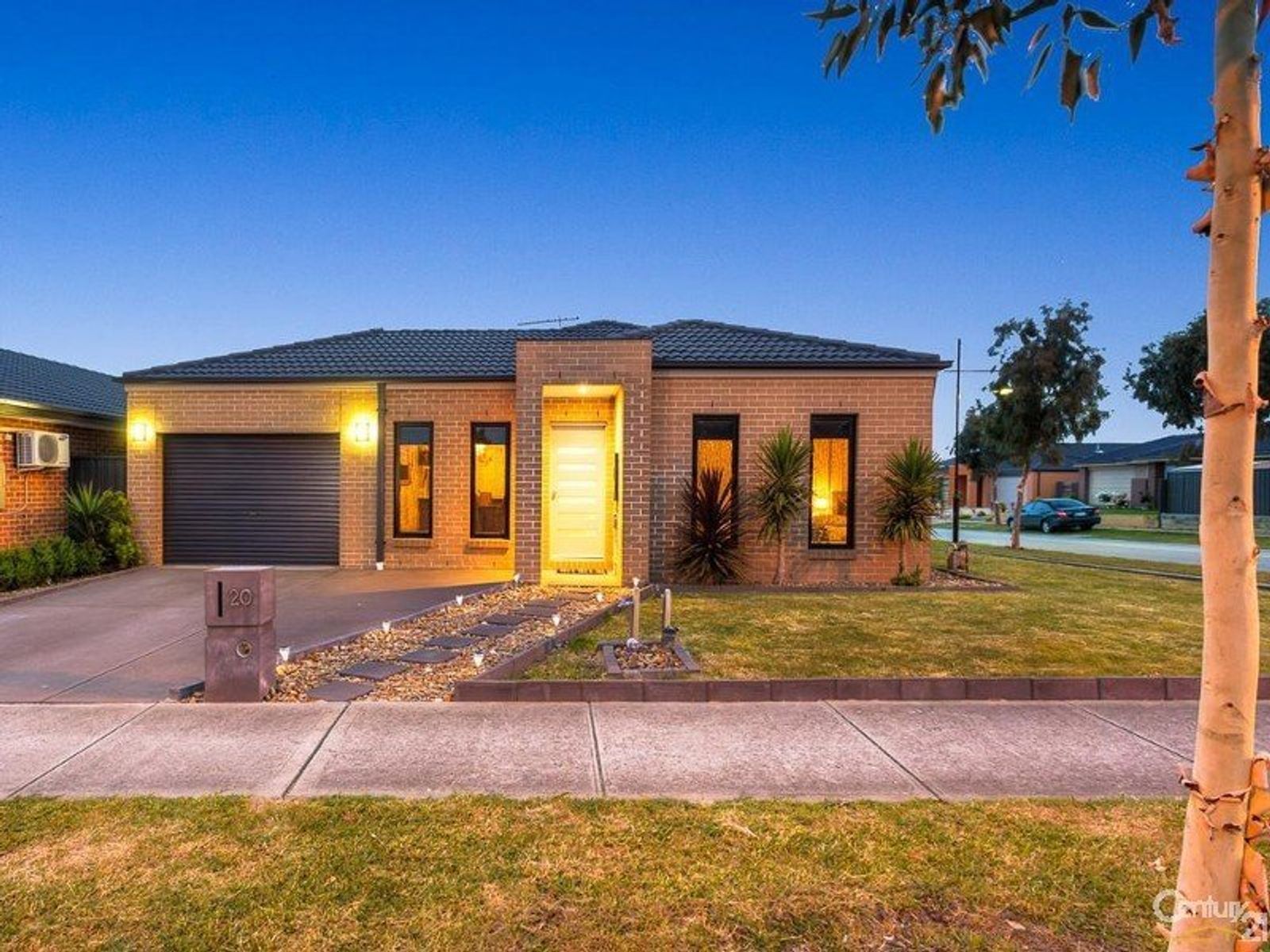 20 Merrowland Avenue, Cranbourne North - Thumbnail 3