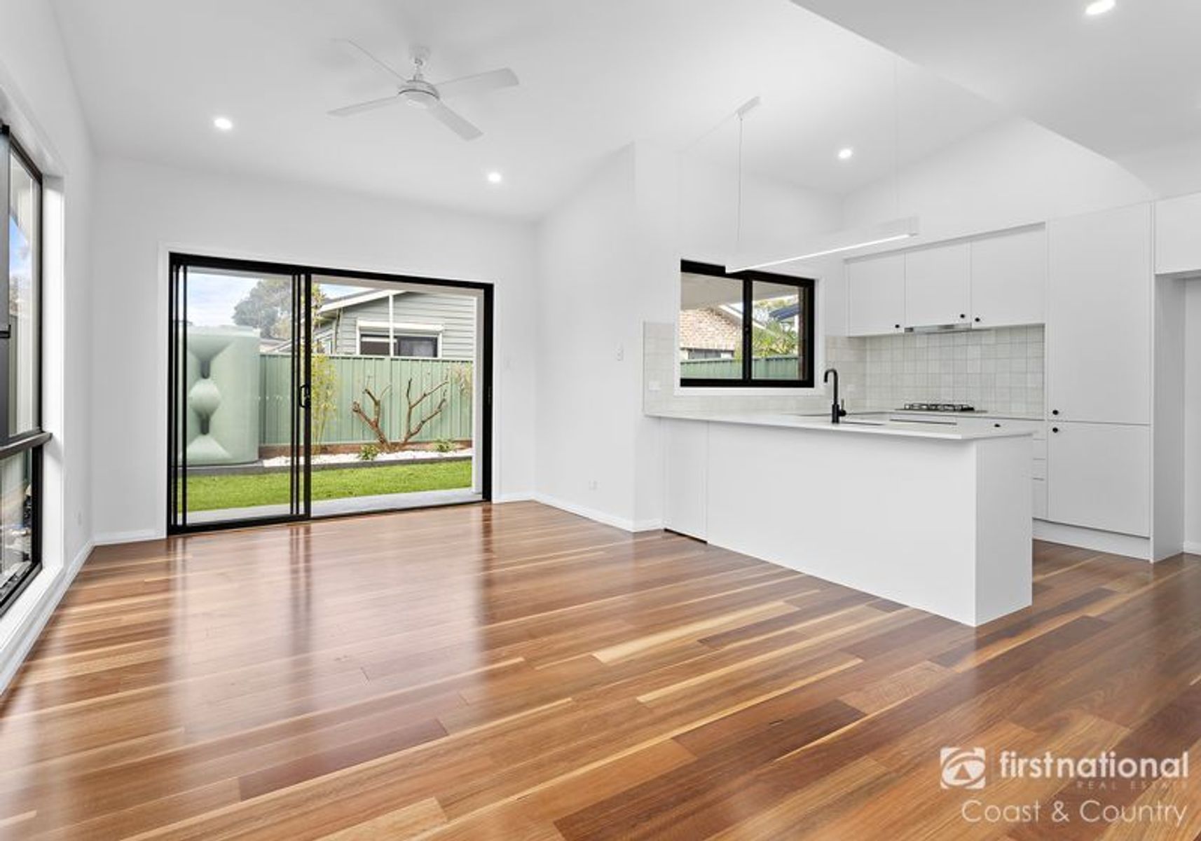 2/108 Shoalhaven Heads Road, Shoalhaven Heads NSW 2535, Shoalhaven Heads - Thumbnail 2