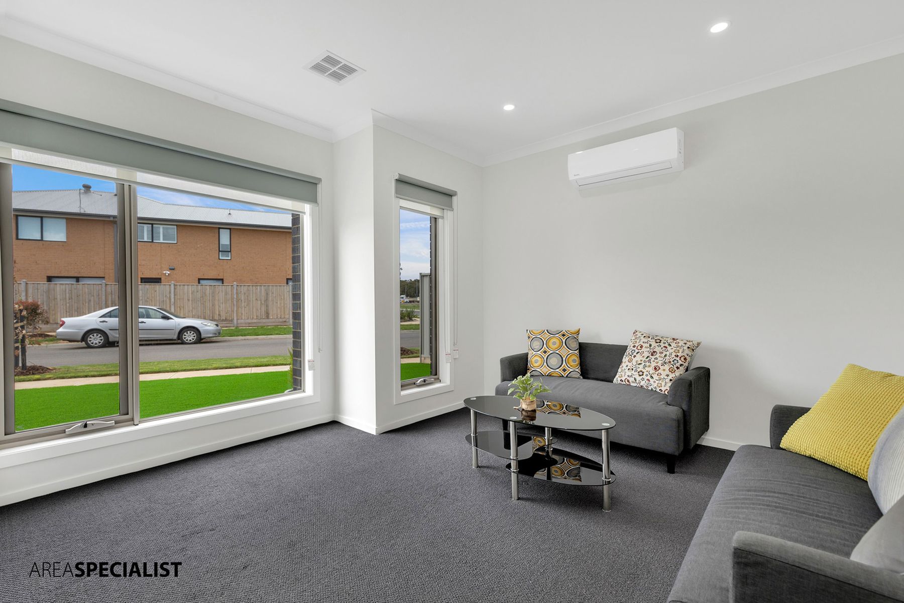 26 Salinga Drive, Werribee, Werribee - Thumbnail 2