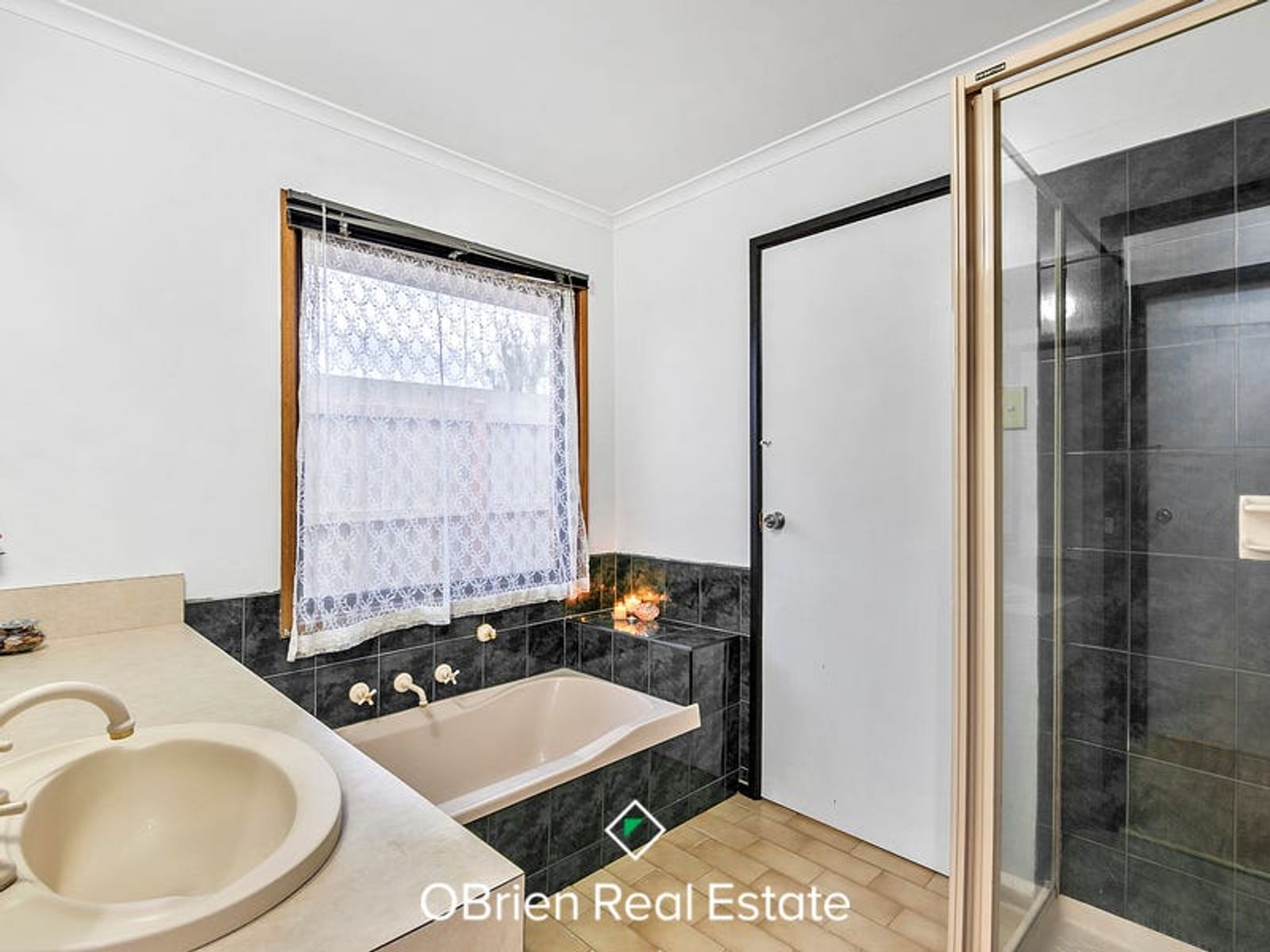 78 Scotsburn Way, Endeavour Hills, VIC 3802, Endeavour Hills - Thumbnail 5