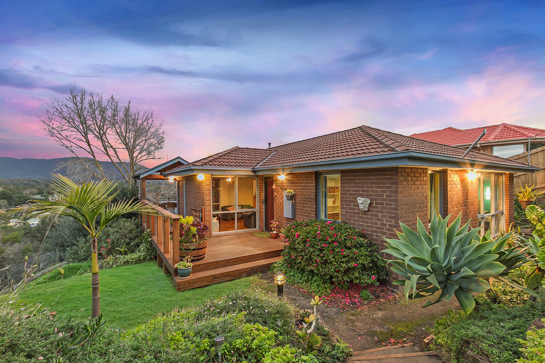 12 Struan Avenue, Mooroolbark - Thumbnail 3