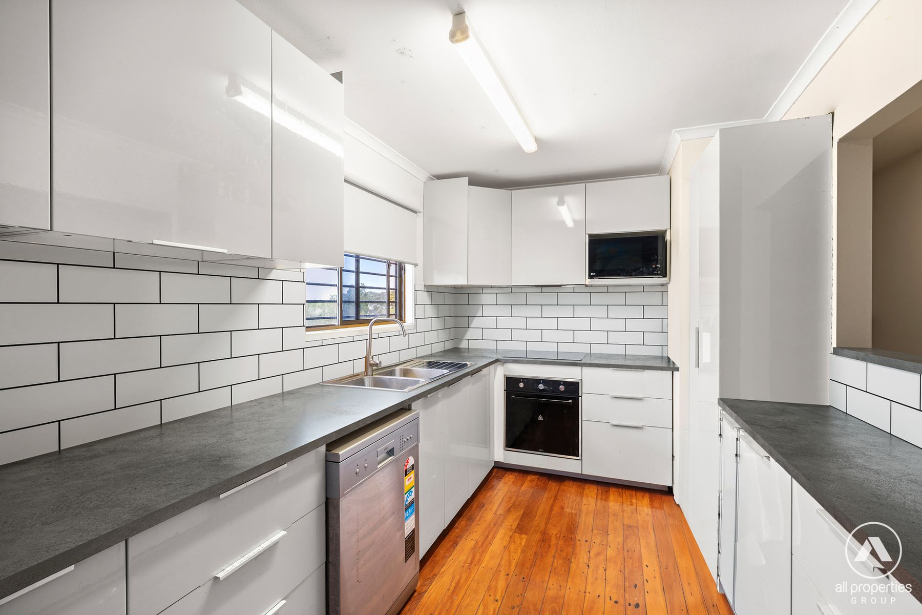 33 Bambil Street, Crestmead QLD 4132, Crestmead - Thumbnail 4