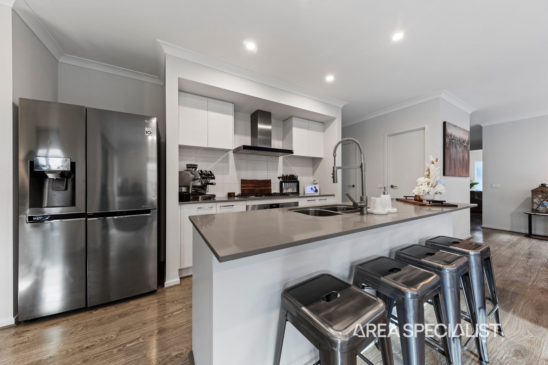 35 Garrard Crescent, Clyde, VIC 3978, Clyde - Thumbnail 4
