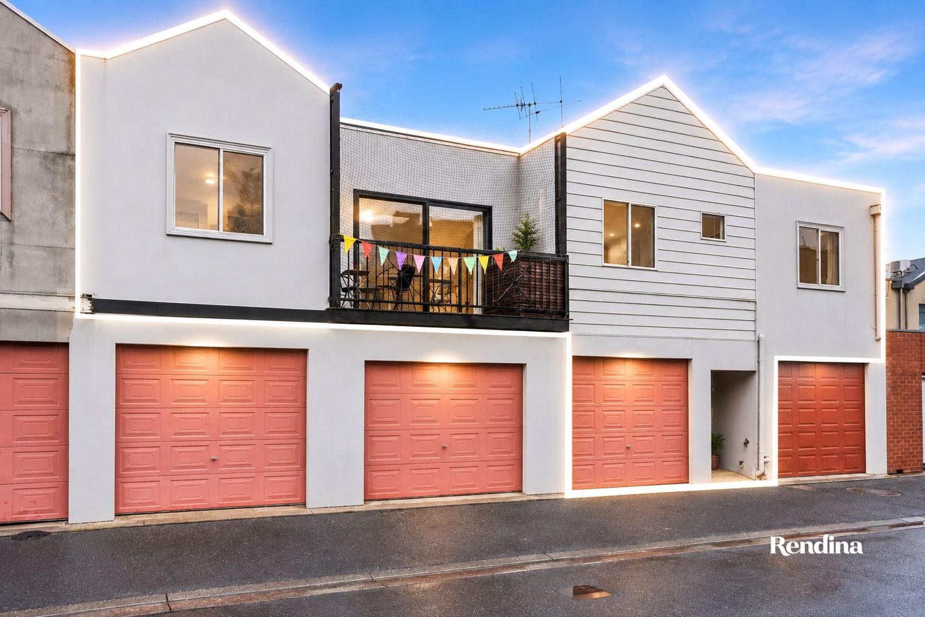 55 Francis Lane, Kensington - Image 1