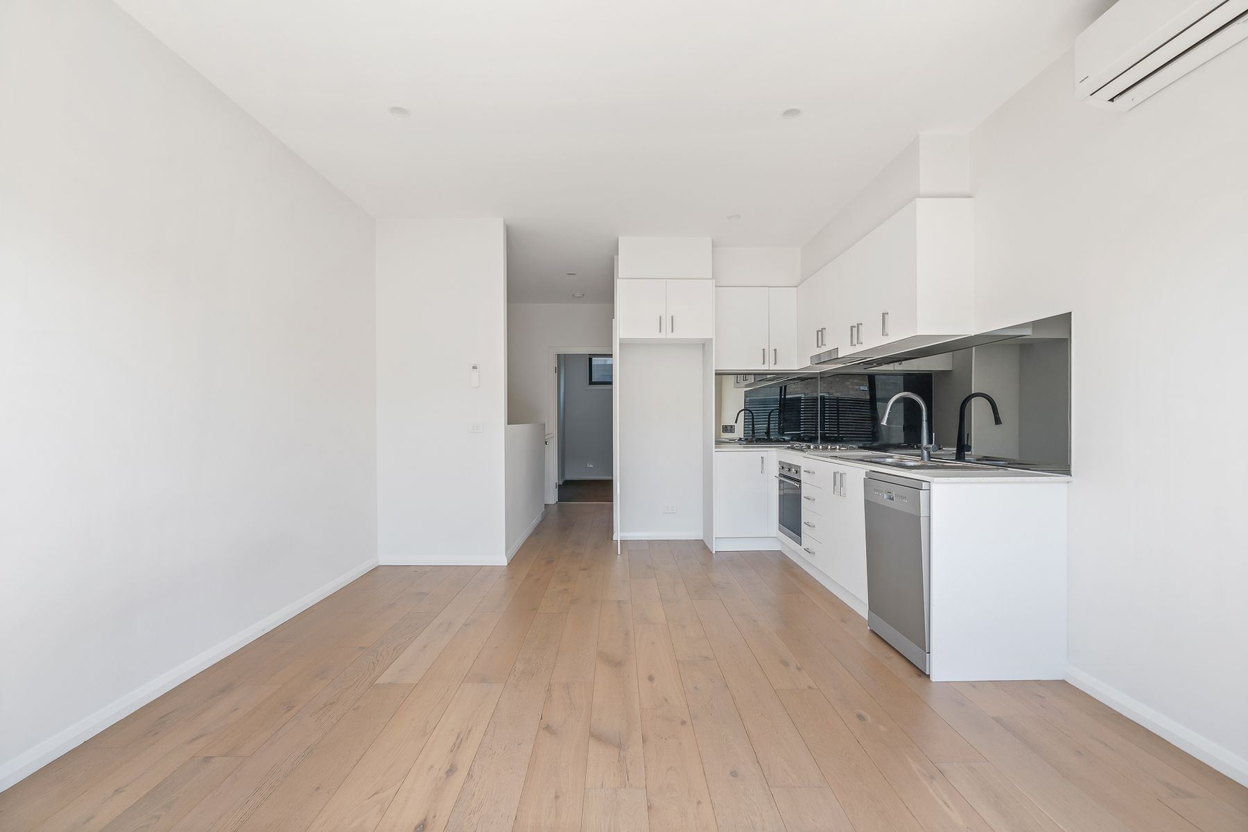 11/17 Bent Street, Bentleigh, VIC 3204, Bentleigh - Thumbnail 2