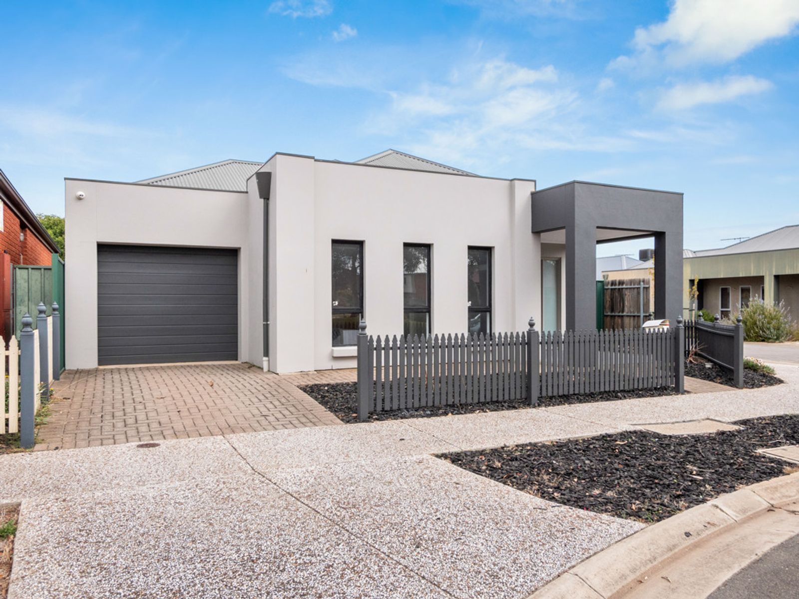 18 Cathedral Circuit, Mawson Lakes, SA 5095, Mawson Lakes - Thumbnail 2