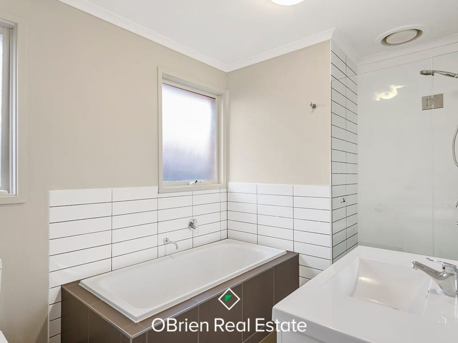 26 Girvan Circuit, Endeavour Hills, VIC 3802, Endeavour Hills - Thumbnail 6