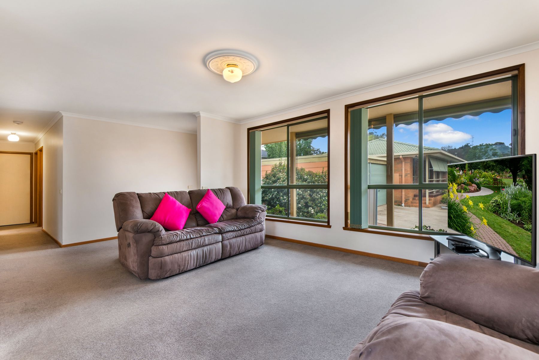 2/1 Jackman Court, Golden Square, VIC 3555, Golden Square - Thumbnail 3