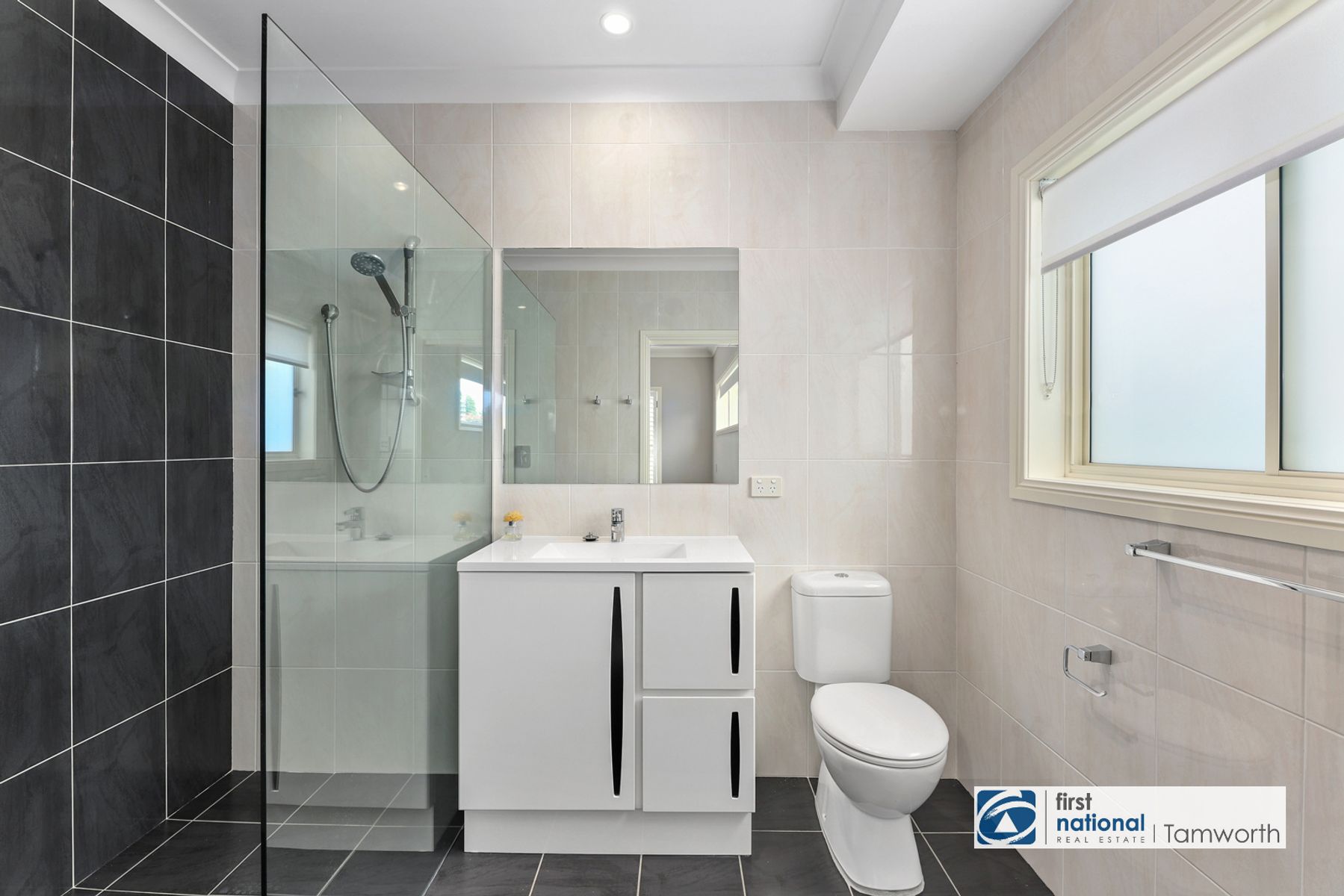 29 Boulevard Place, Tamworth NSW 2340, Tamworth - Thumbnail 8