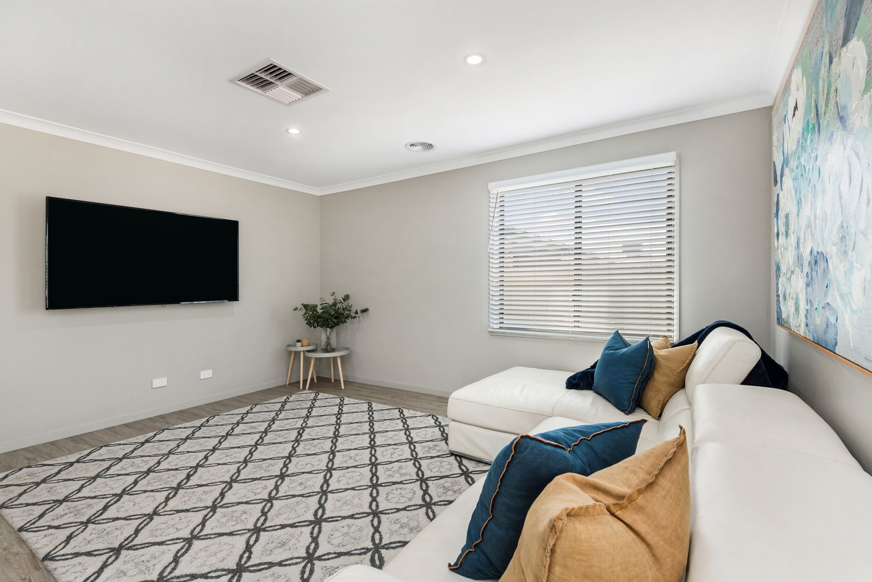 57 Lanark Drive, Junortoun, VIC 3551, Junortoun - Thumbnail 3