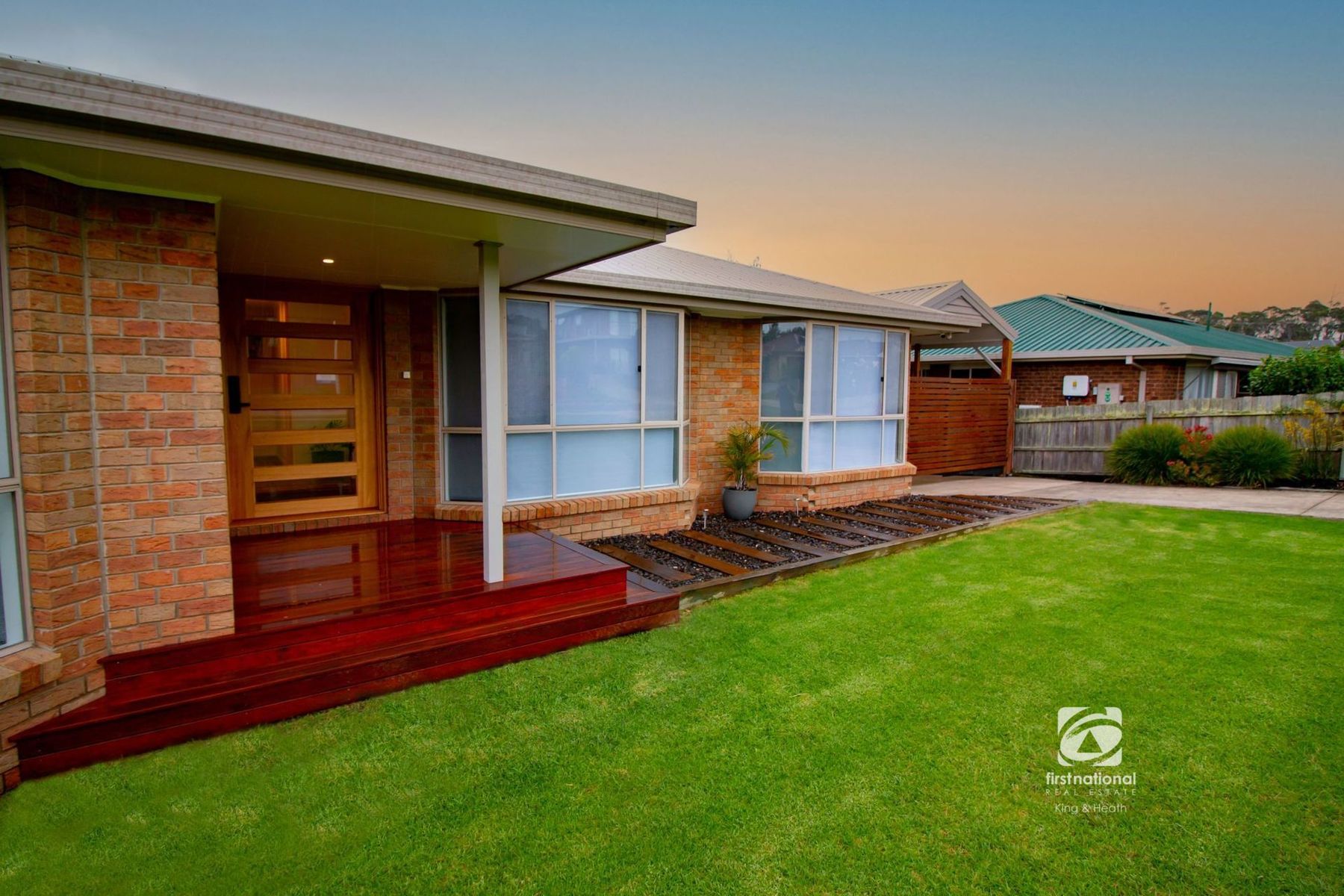 12 Stirling Drive, Lakes Entrance - Image 1