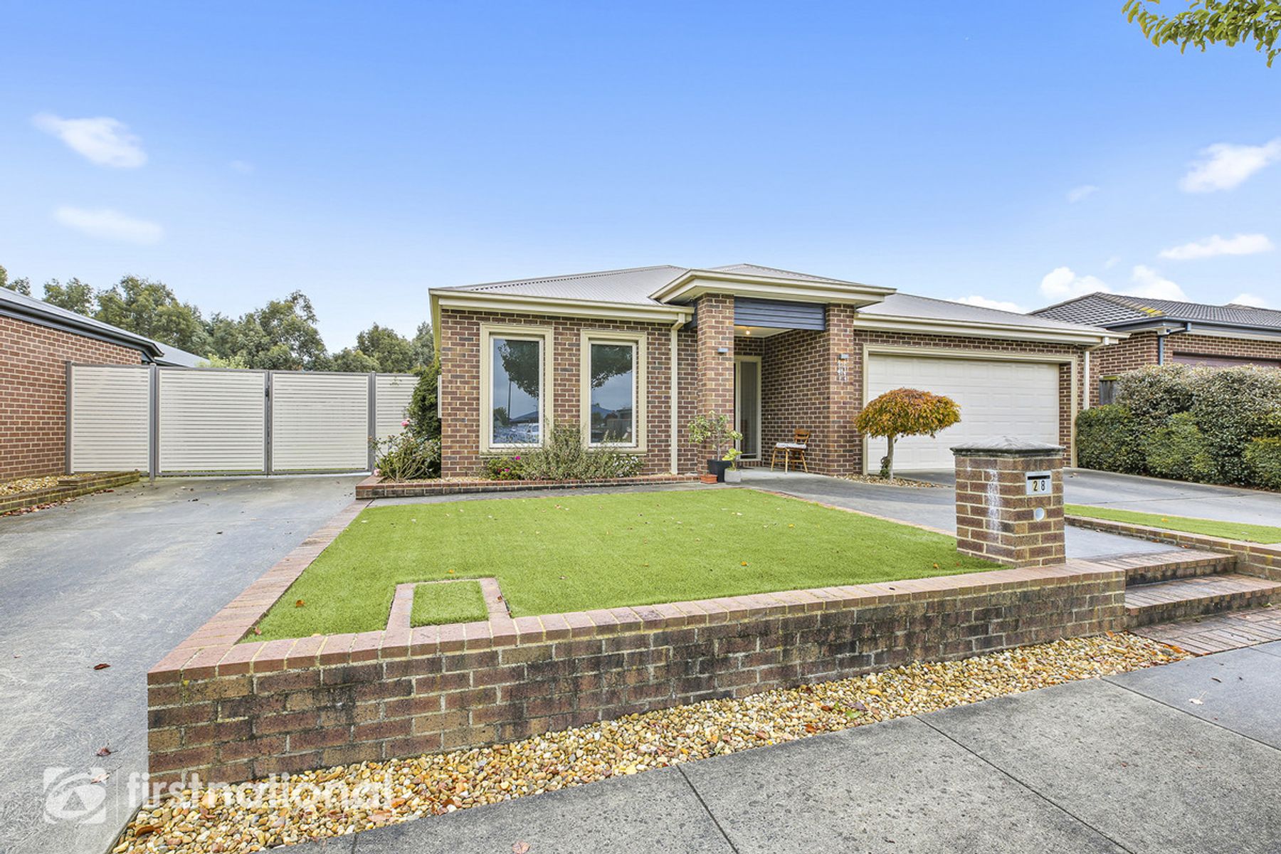 28 Villeneuve Drive, Trafalgar, VIC 3824, Trafalgar - Thumbnail 2