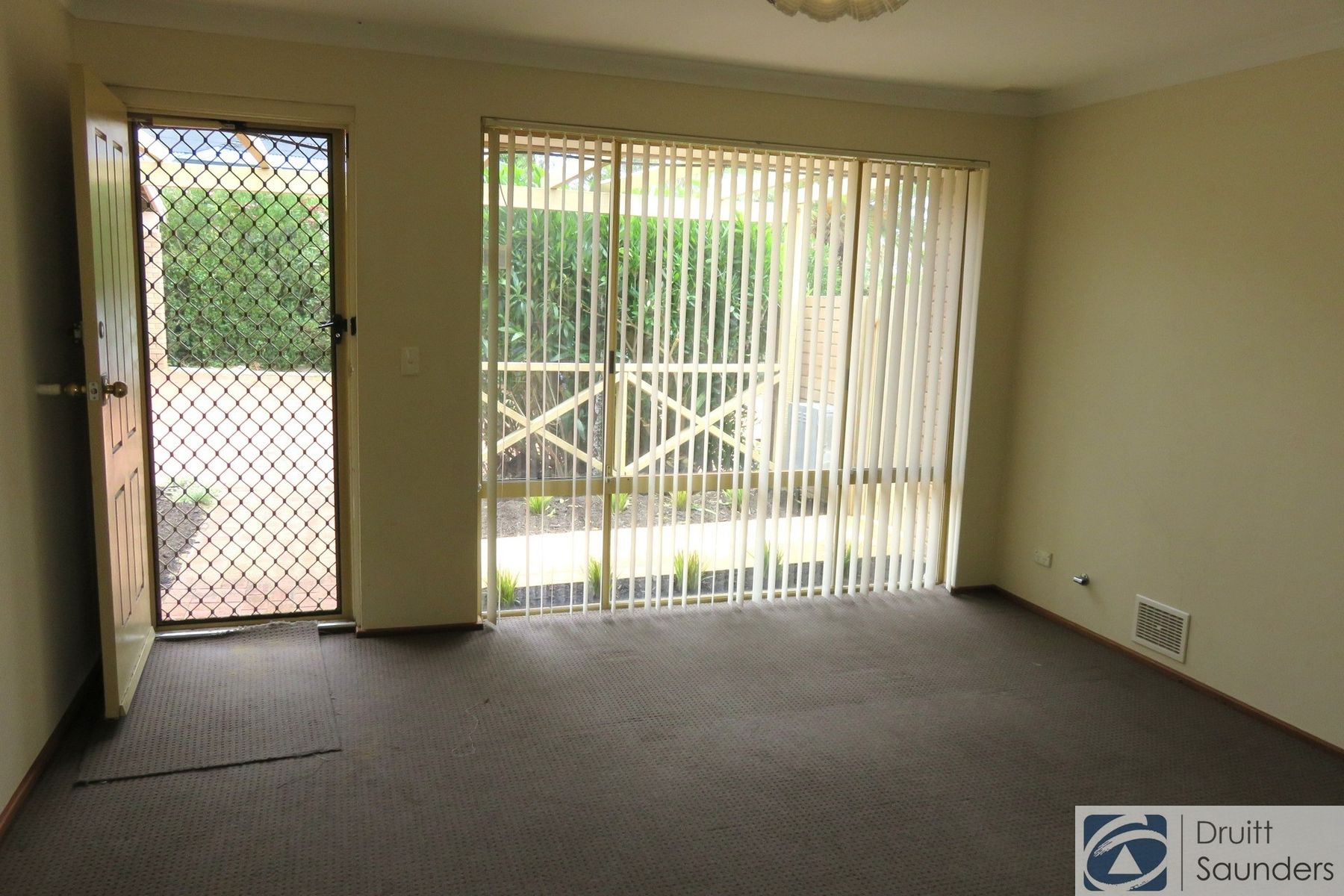 1/4 Neptune Street, Scarborough WA 6019, Scarborough - Thumbnail 2