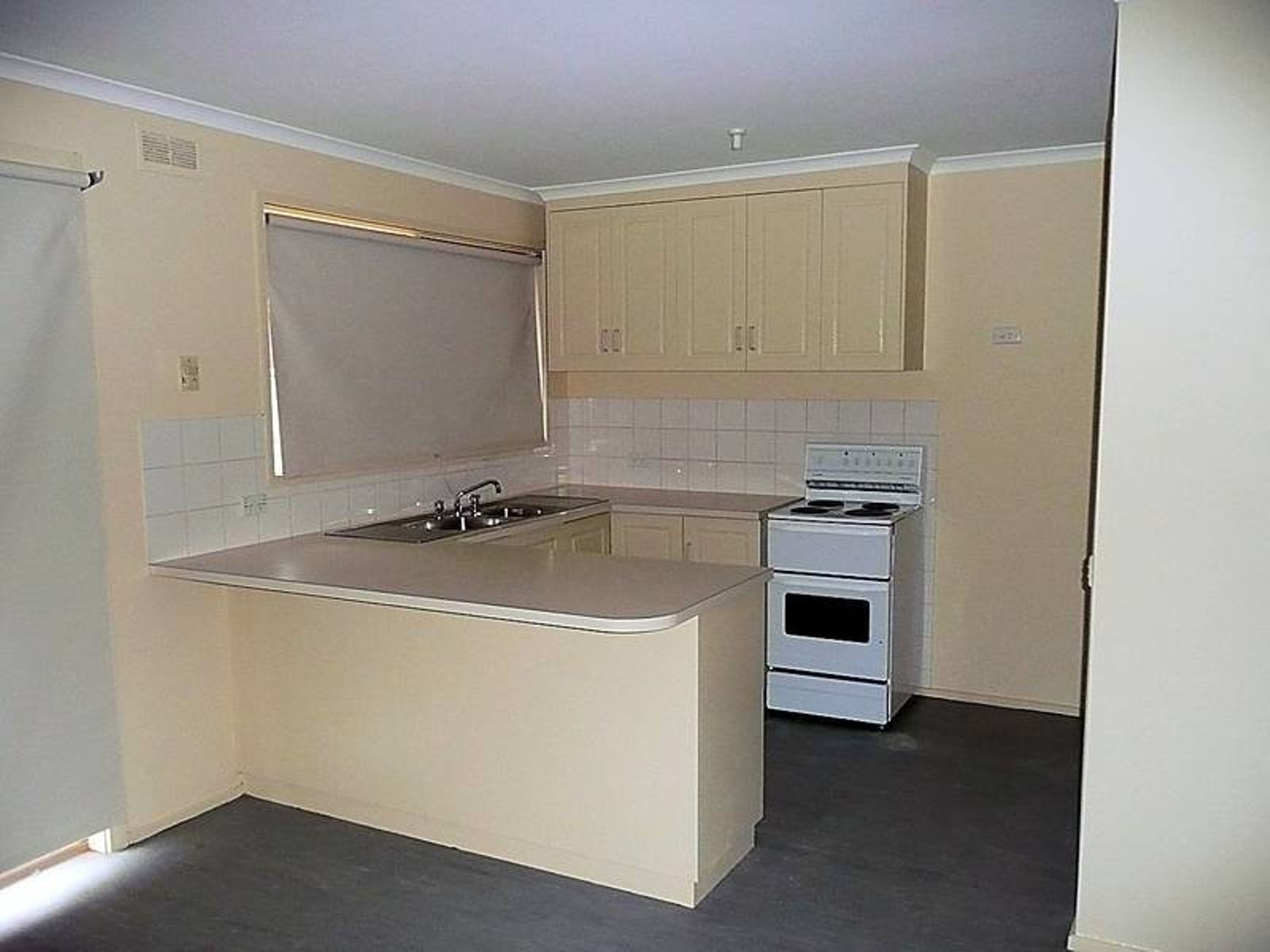 78 Ambleside Crescent, Mildura - Thumbnail 2