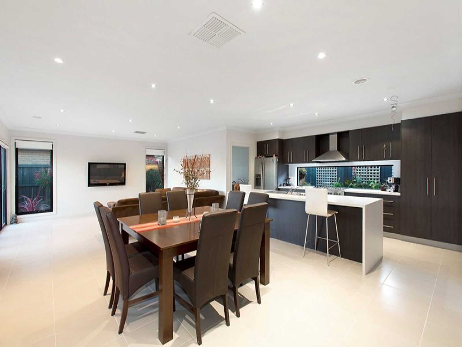 15 Deepwater Drive, Waterways, VIC 3195, Waterways - Thumbnail 4