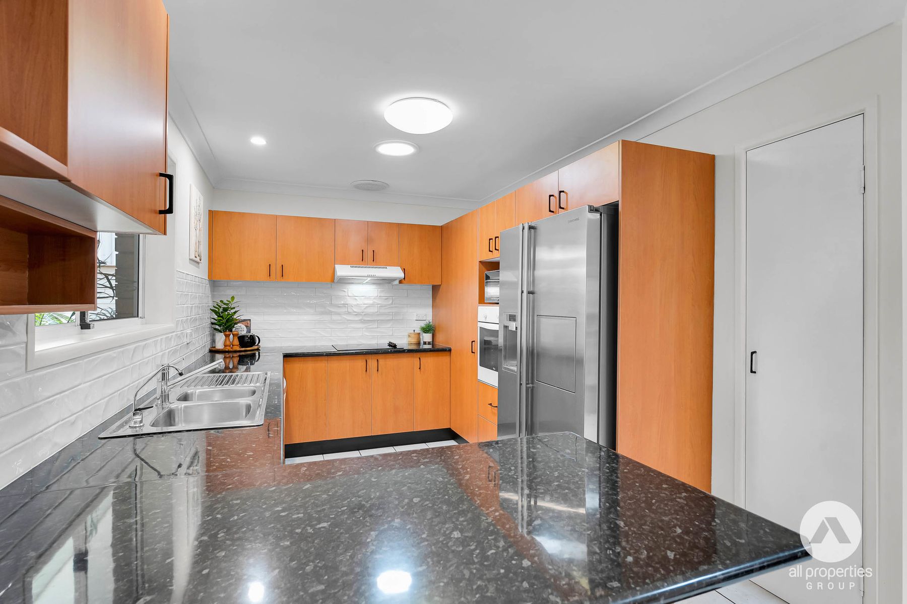 4 Haymer Court, Meadowbrook QLD 4131, Meadowbrook - Thumbnail 4