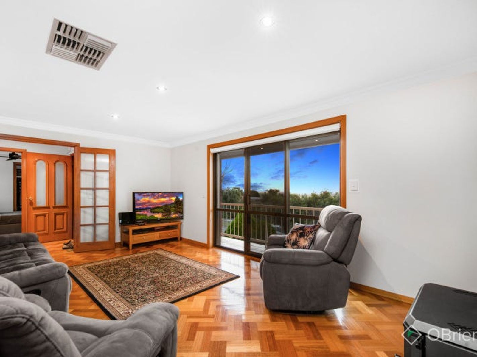 18 Stainsby Close, Endeavour Hills, VIC 3802, Endeavour Hills - Thumbnail 4